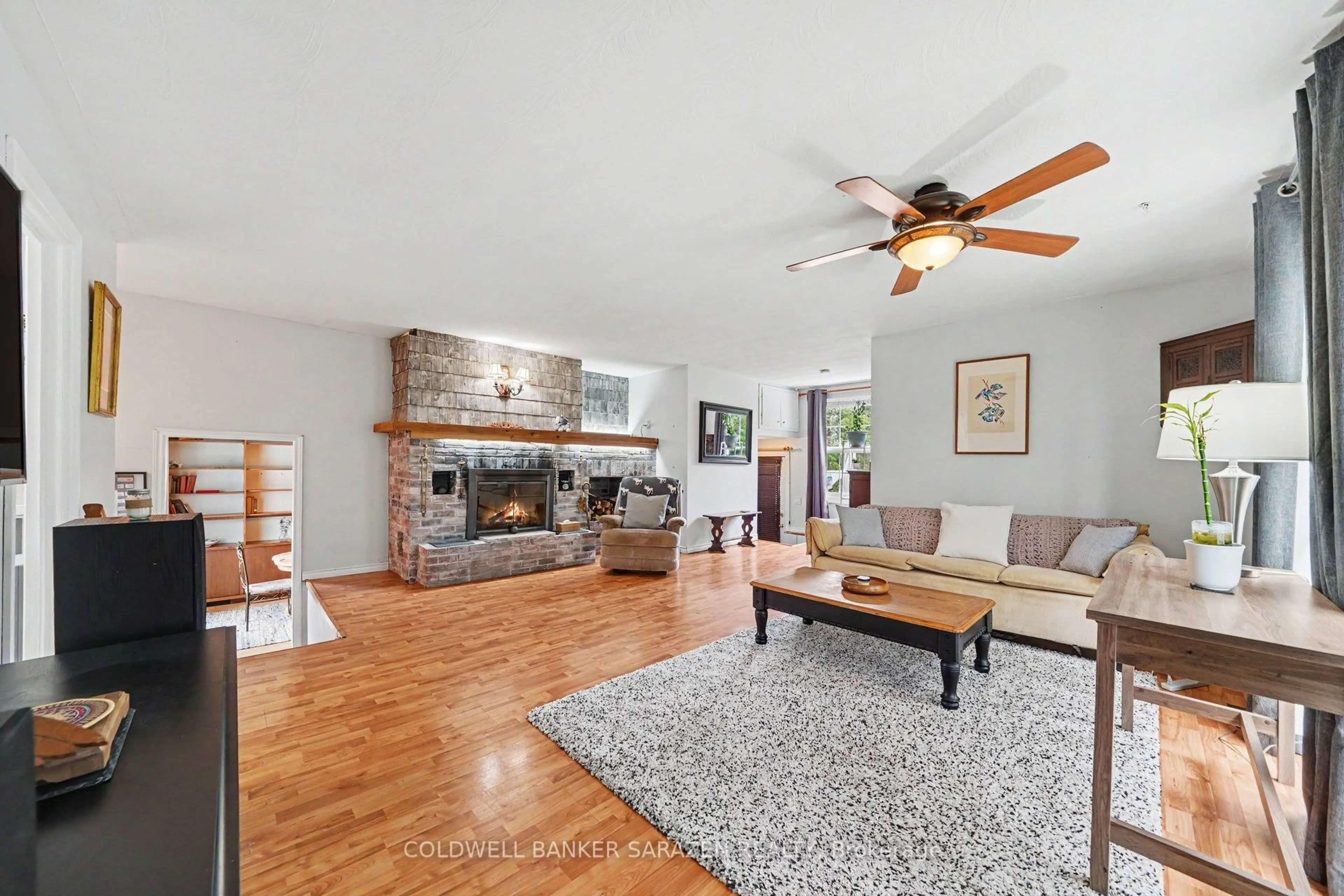 Living room with furniture, unknown for 7865 Lawrence St, Vernon Ontario K0A 3J0