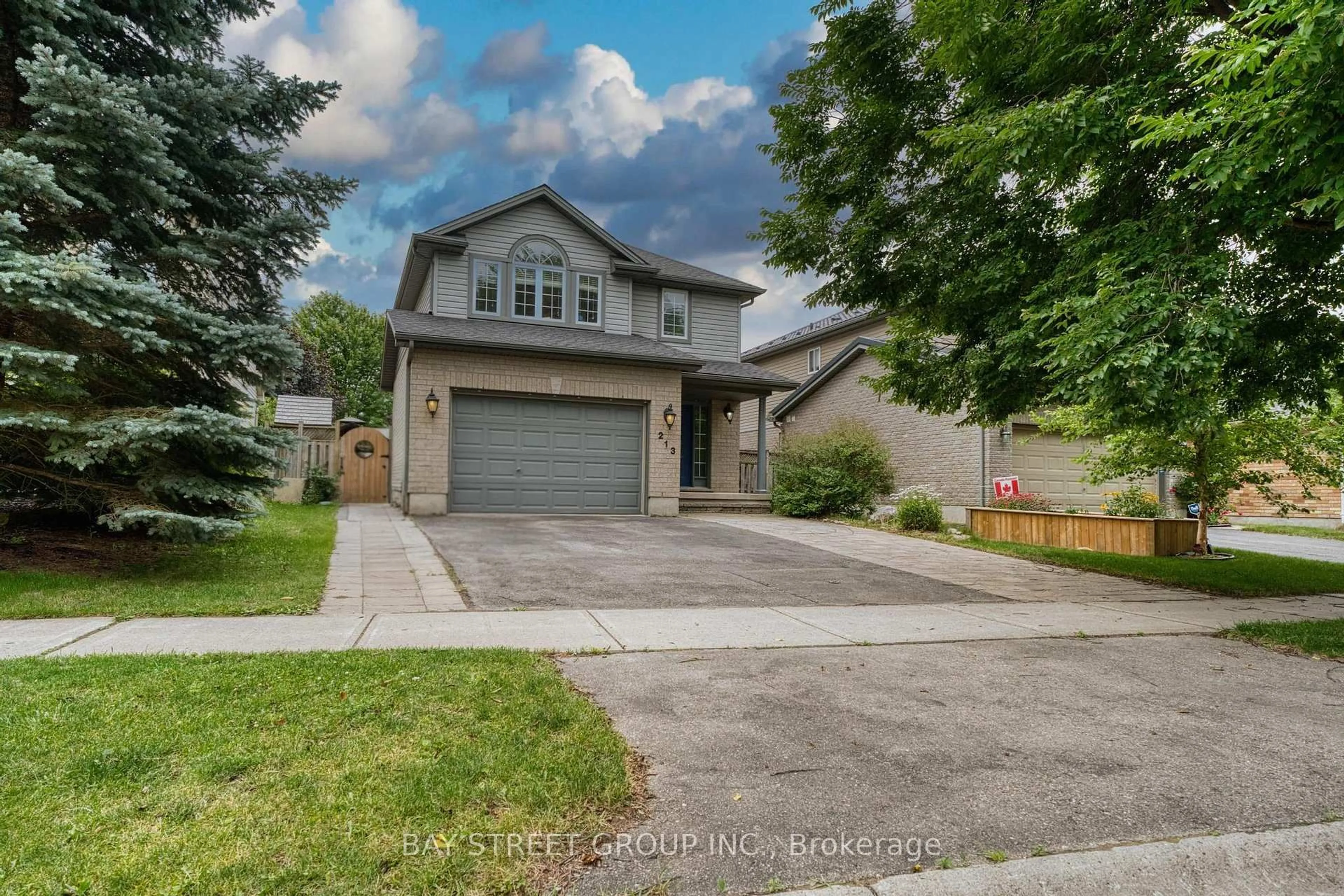 Unknown for 213 HAWTHORNE Rd, London North Ontario N6G 5A2