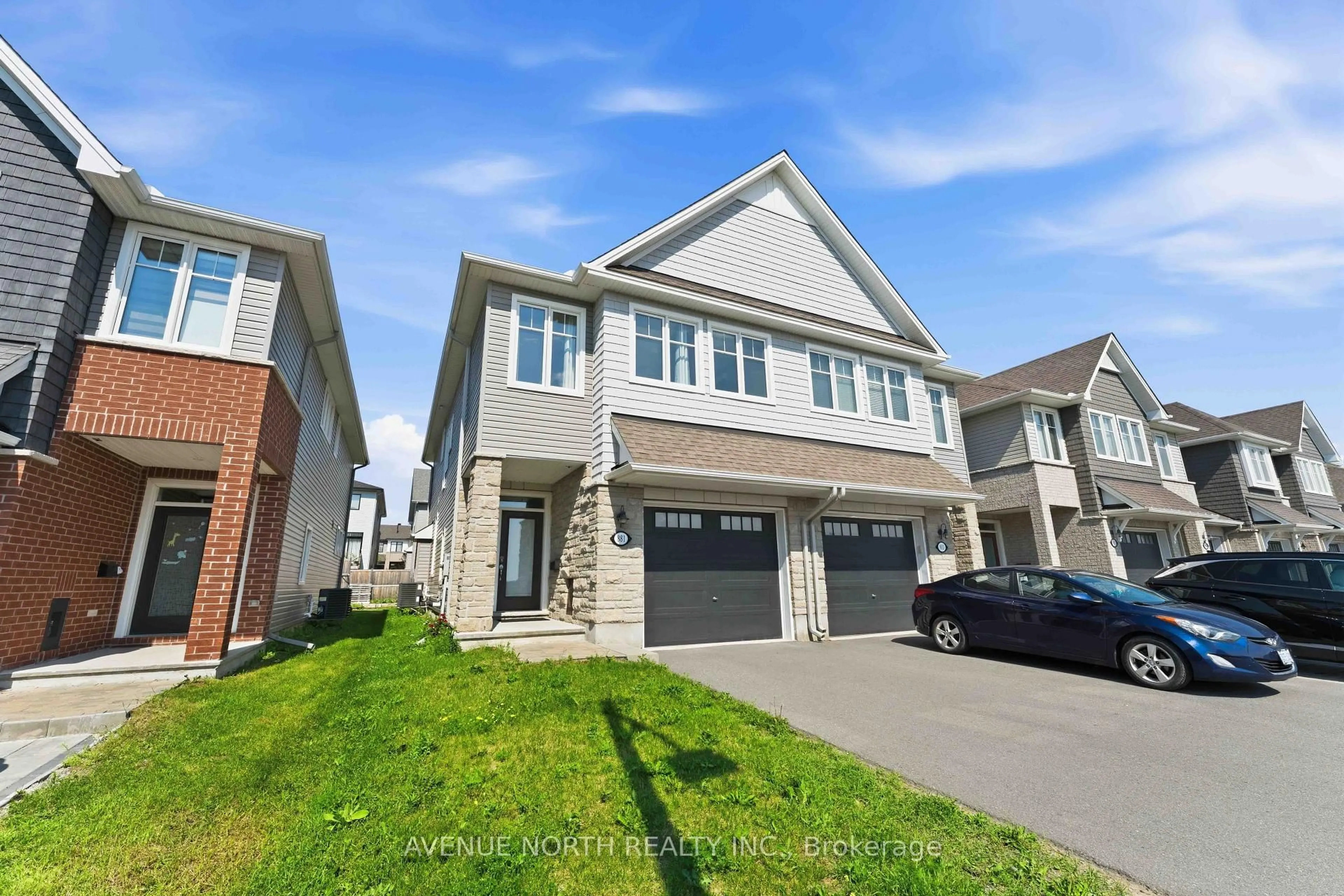 Unknown for 881 Antonio Farley St, Orleans Ontario K4A 5K1