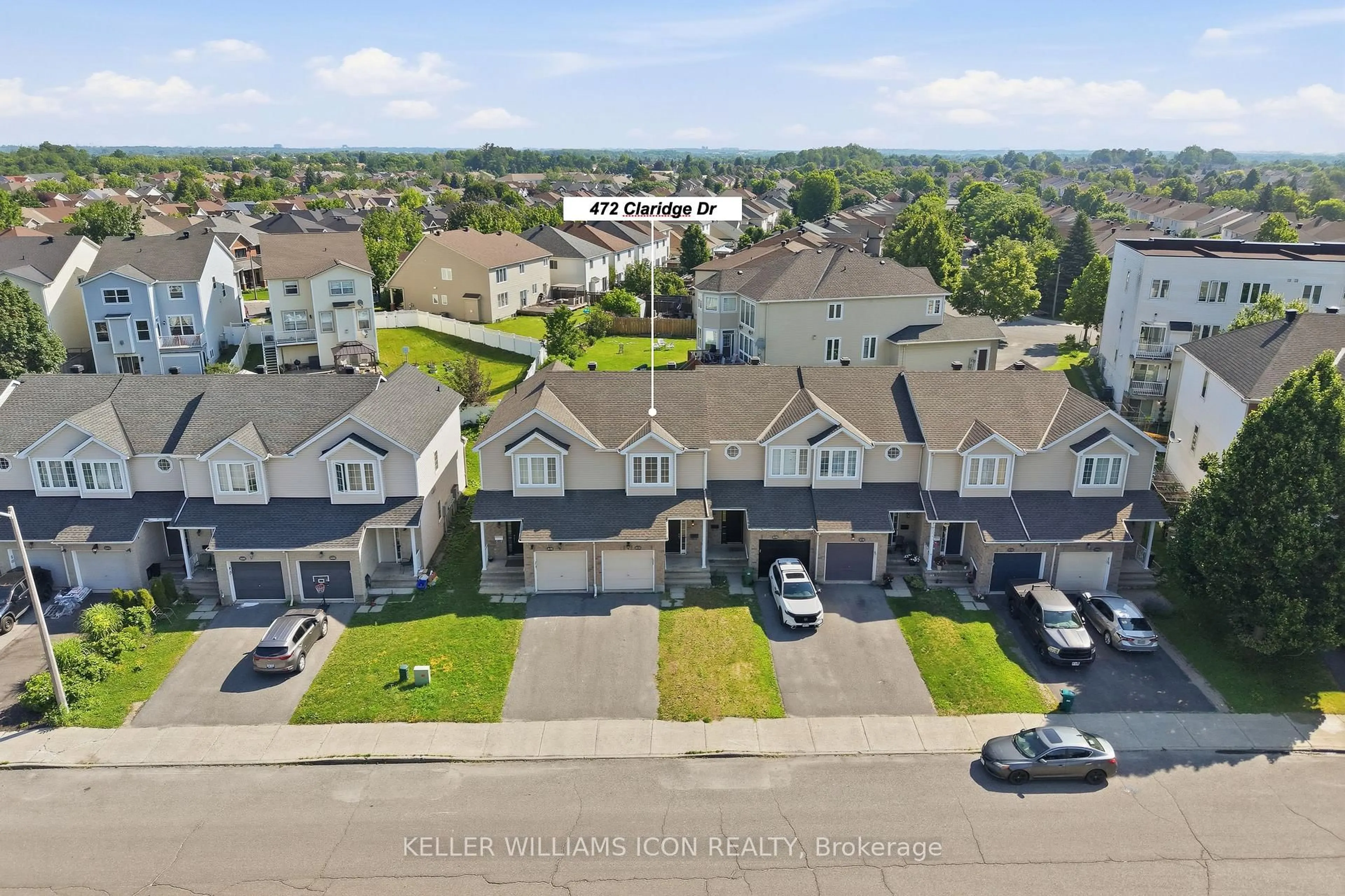 A pic from outside/outdoor area/front of a property/back of a property/a pic from drone, unknown for 472 Claridge Dr, Ottawa Ontario K2J 5H6
