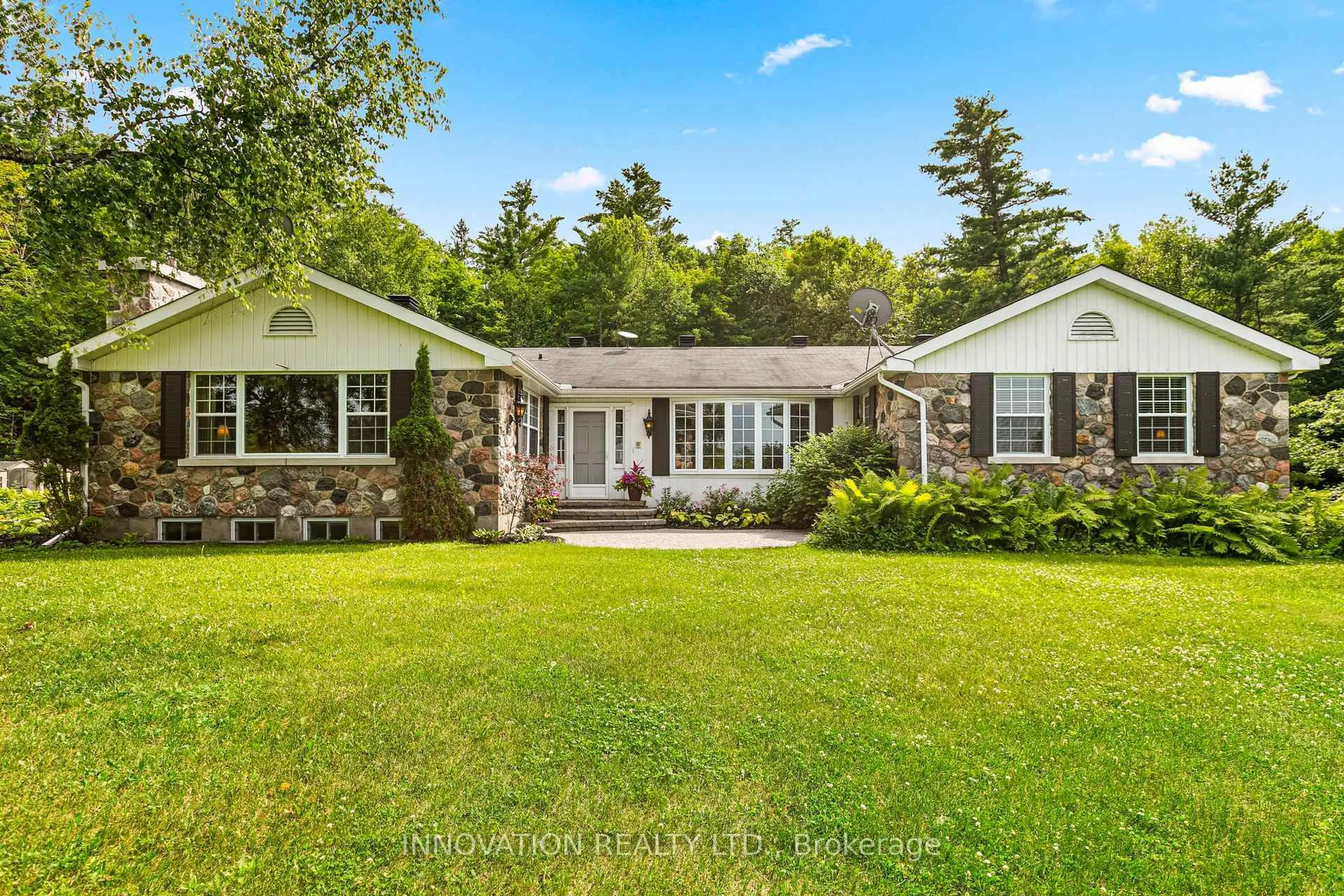 Home with vinyl exterior material, unknown for 5463 Torbolton Ridge Rd, Ottawa Ontario K0A 3M0