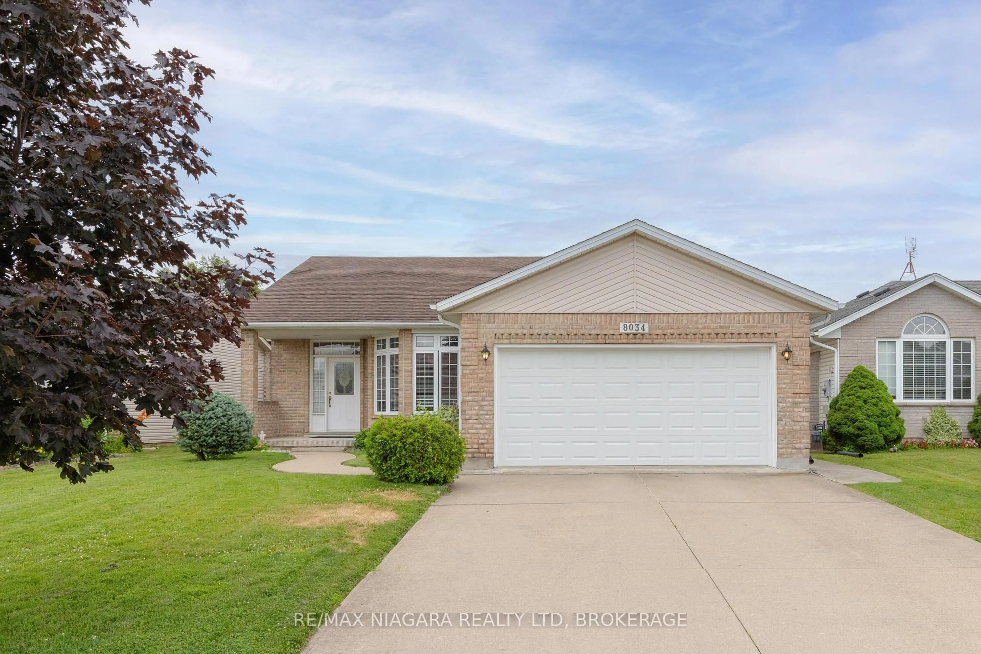 Home with brick exterior material, street for 8034 Pinellas Park Dr, Niagara Falls Ontario L2H 3B2