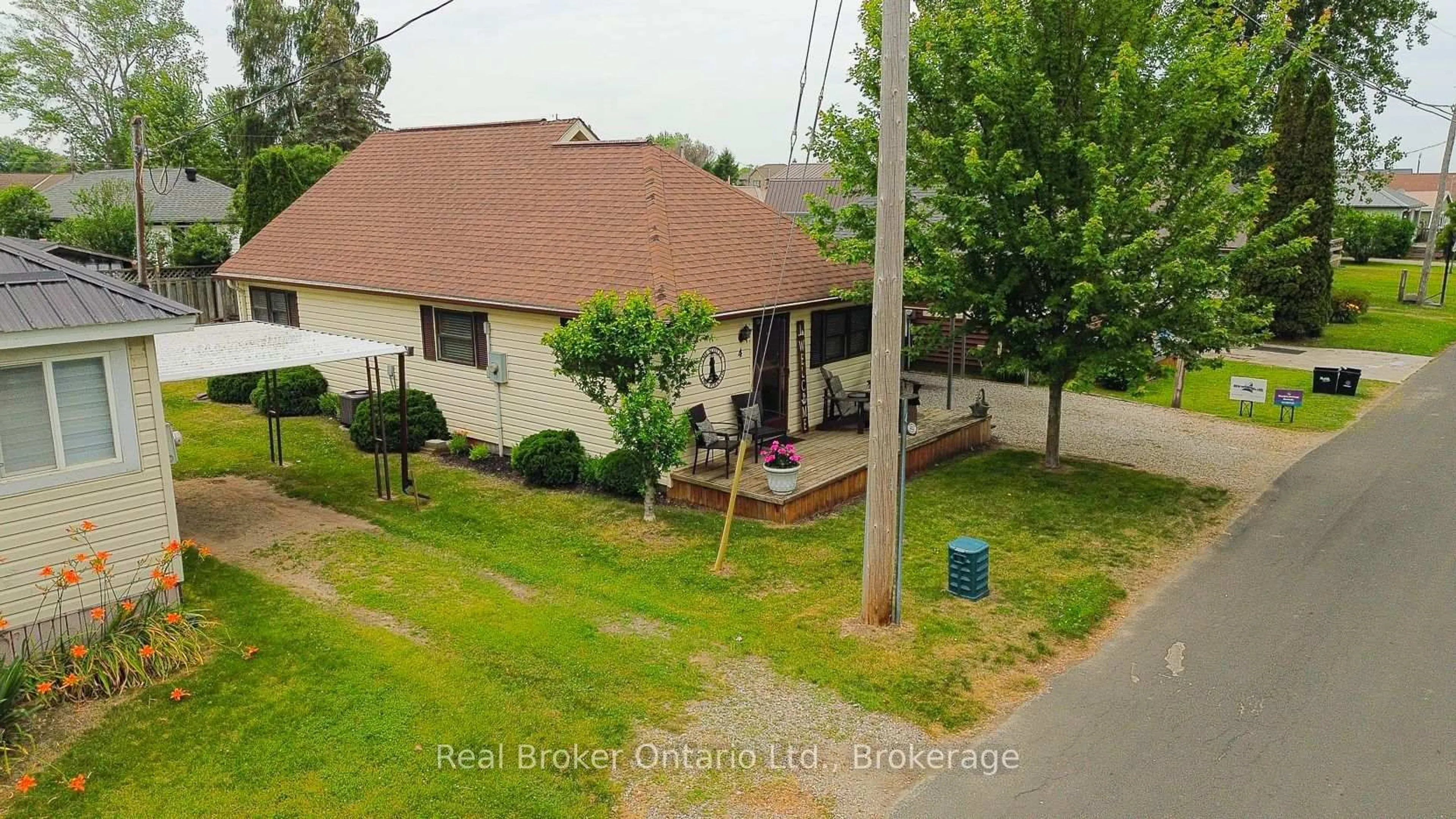 A pic from outside/outdoor area/front of a property/back of a property/a pic from drone, street for 4 Bass Lane, Norfolk Ontario N0E 1M0