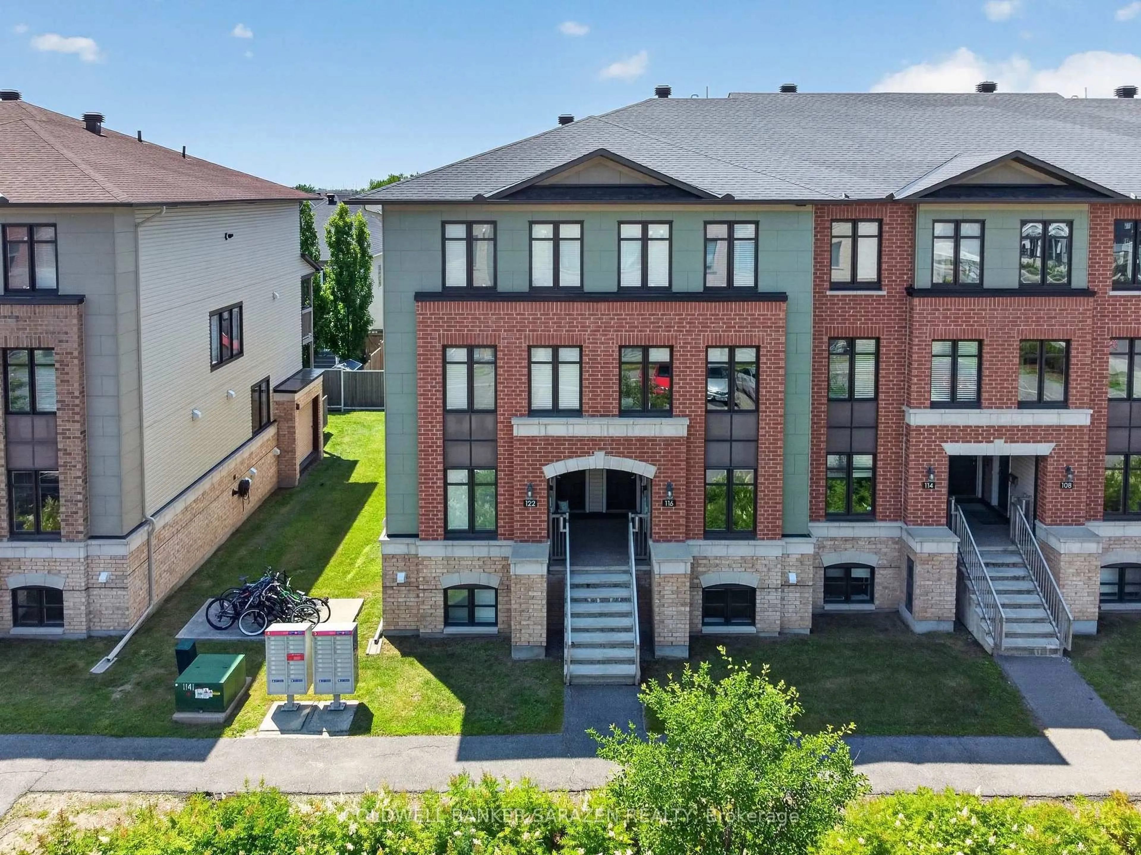 A pic from outside/outdoor area/front of a property/back of a property/a pic from drone, unknown for 116 Bluestone Private, Ottawa Ontario K4A 0X7