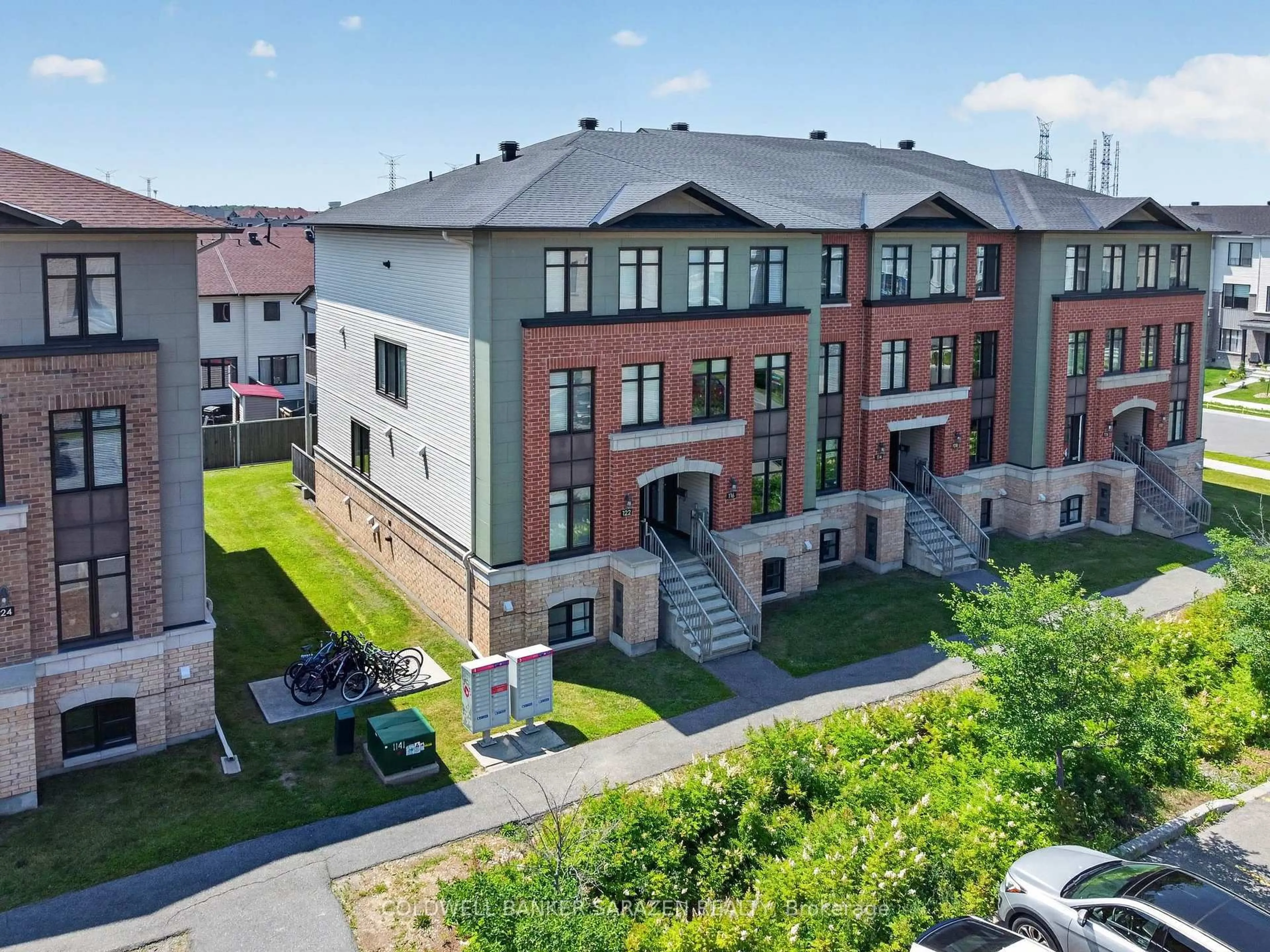 A pic from outside/outdoor area/front of a property/back of a property/a pic from drone, building for 116 Bluestone Private, Ottawa Ontario K4A 0X7
