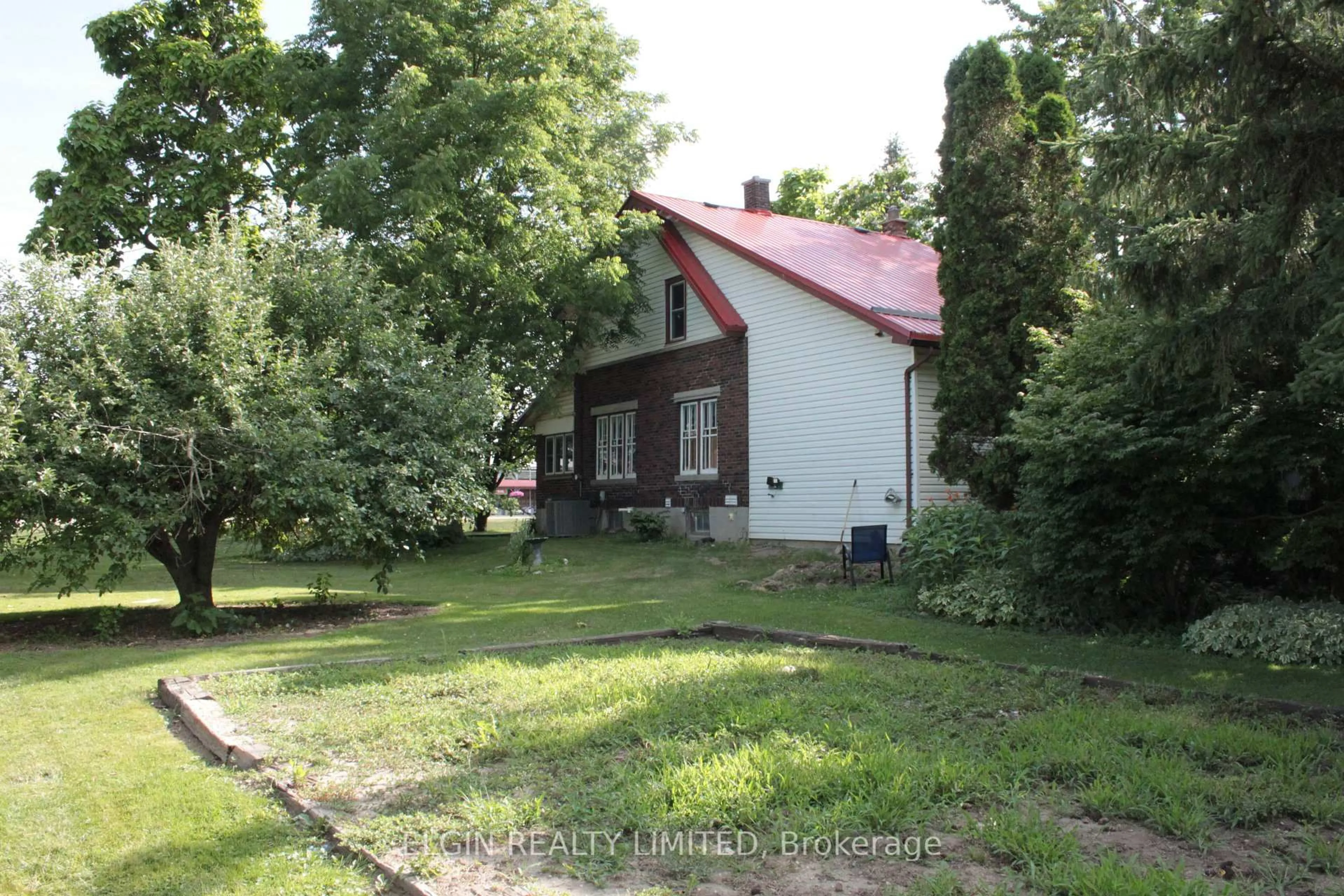 A pic from outside/outdoor area/front of a property/back of a property/a pic from drone, street for 44356 Talbot Line, Central Elgin Ontario N5P 3S7