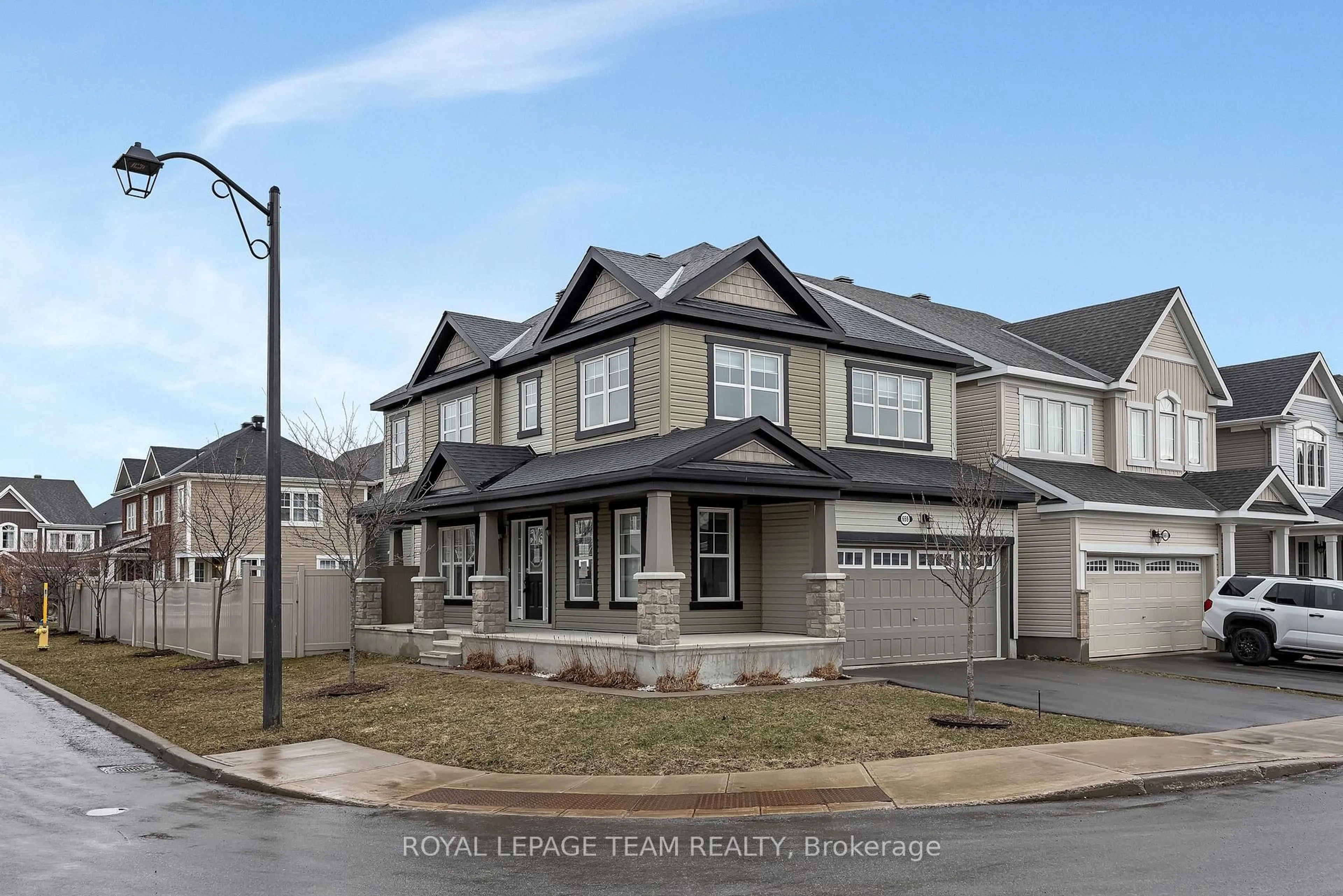 Unknown for 659 Pearl Dace Cres, Ottawa Ontario K2J 6K4