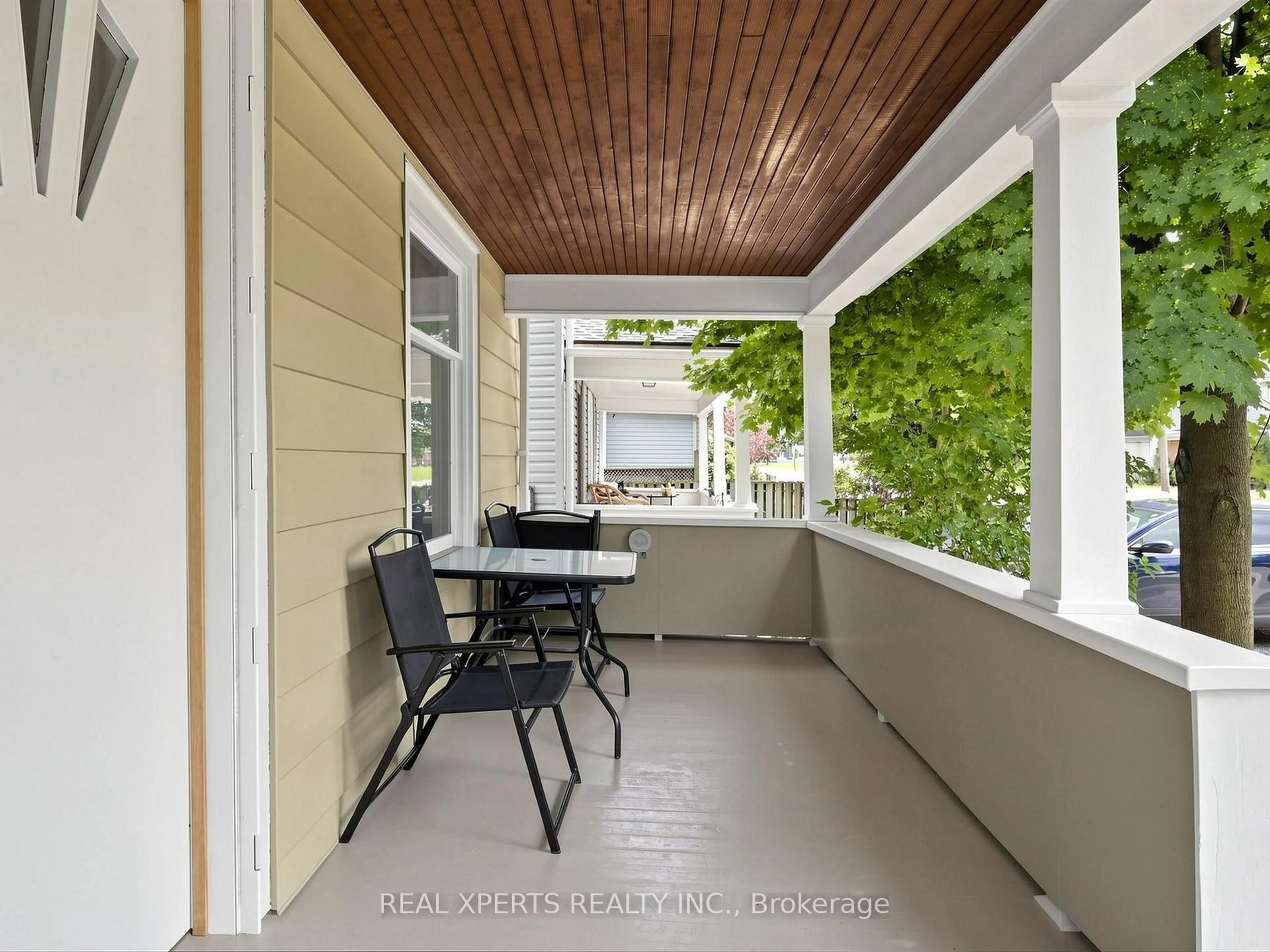 Patio, street for 4564 Fourth Ave, Niagara Falls Ontario L2E 4N6