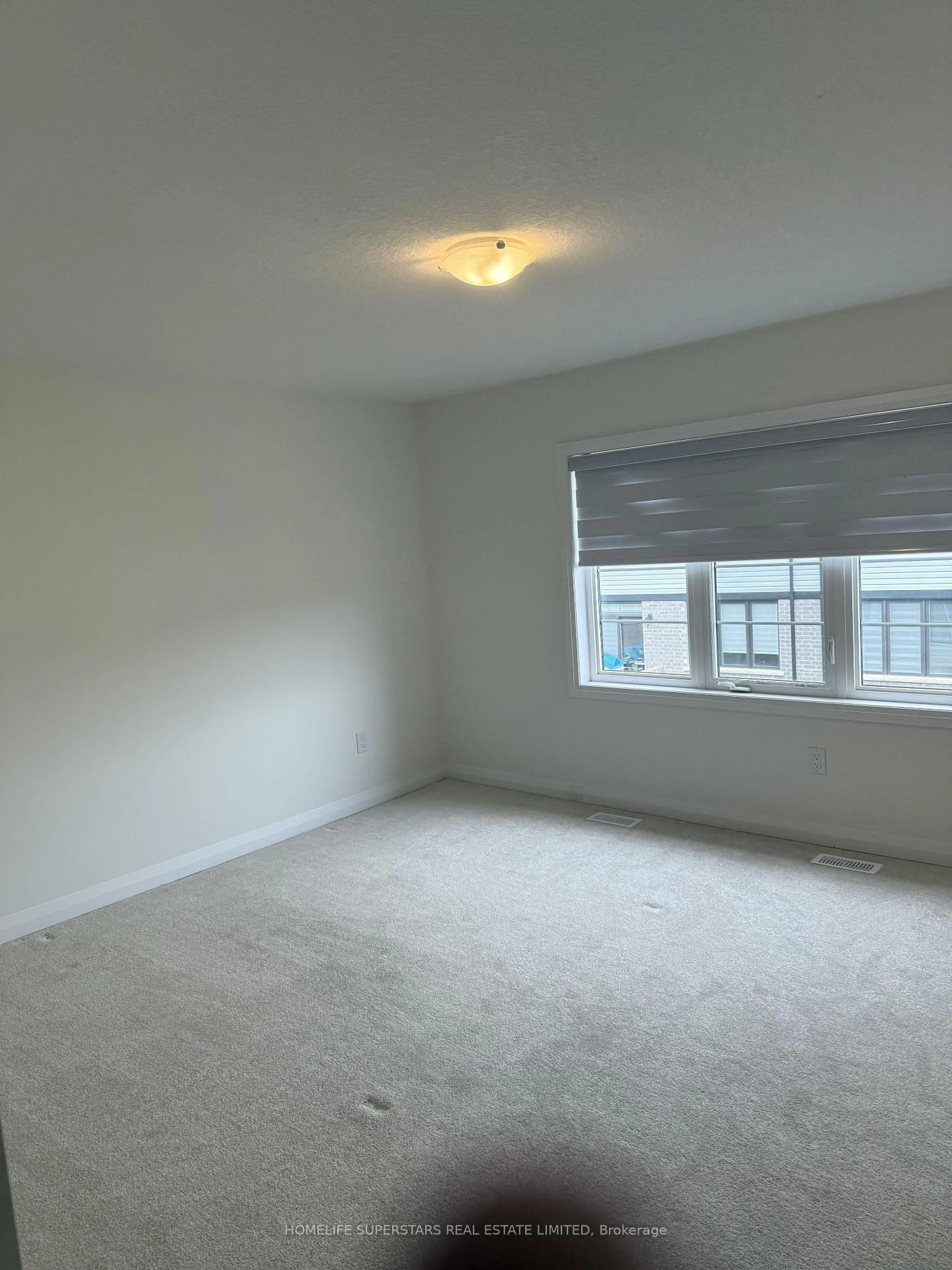 A pic of a room for 2 Stanley Ave, Haldimand Ontario N3W 0J8