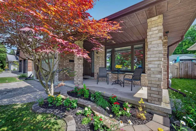 39 Shepherd Ave, London East 2