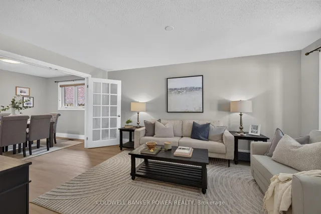 39 Shepherd Ave, London East 5