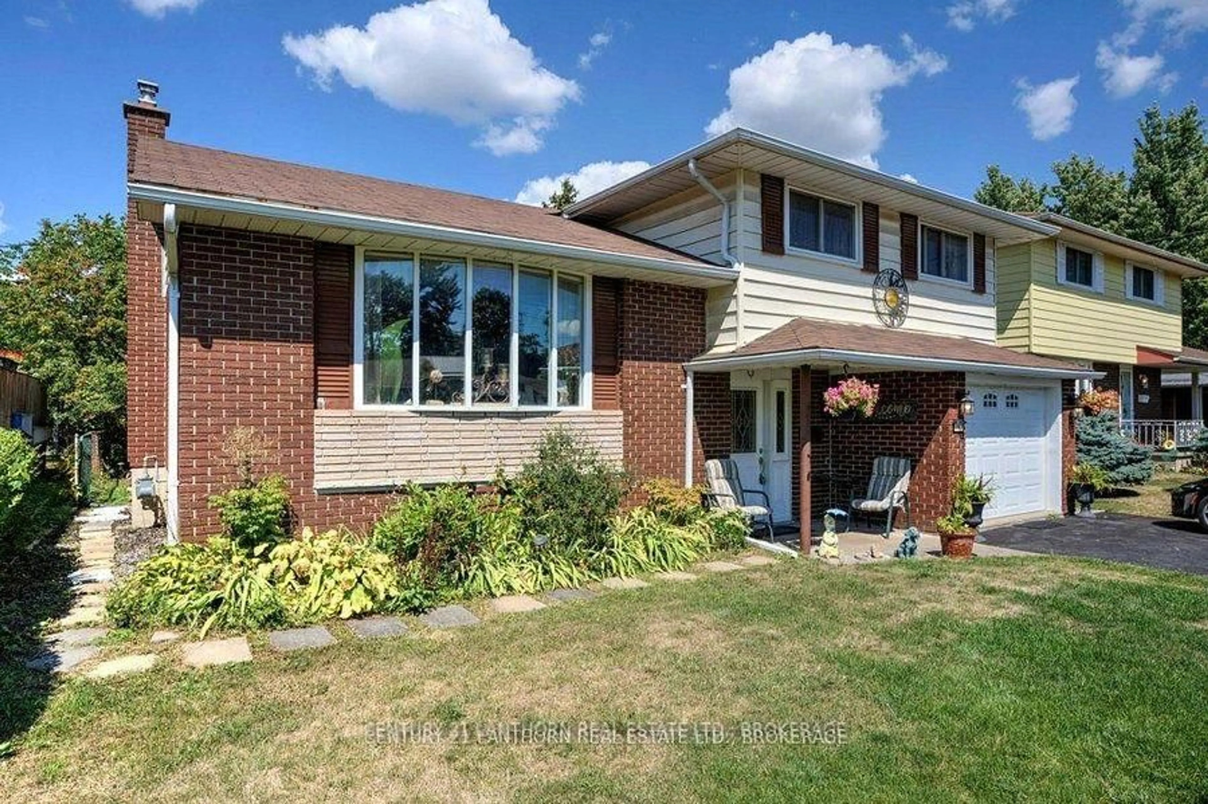 Home with brick exterior material, street for 197 King St, Greater Napanee Ontario K7R 1B8