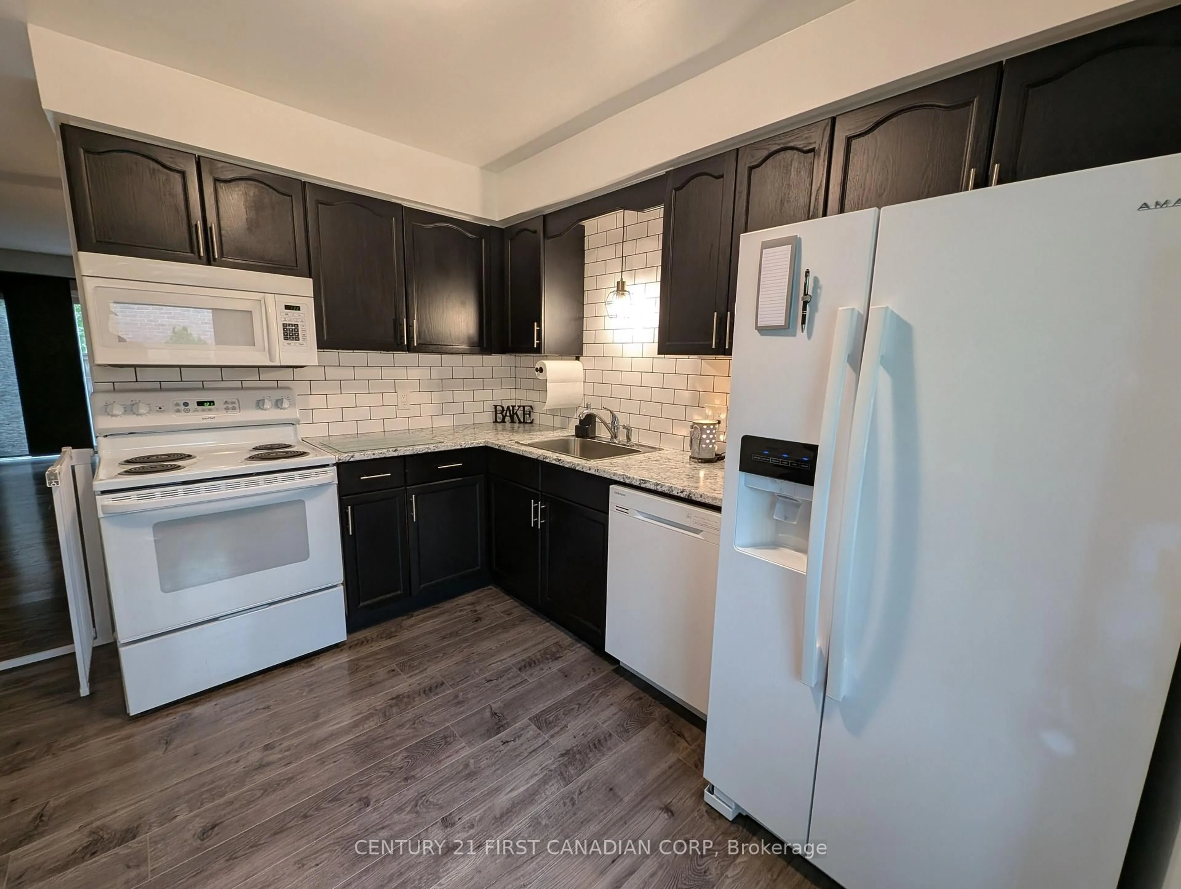 Standard kitchen, unknown for 110 Deveron Cres #49, London South Ontario N5Z 4W7