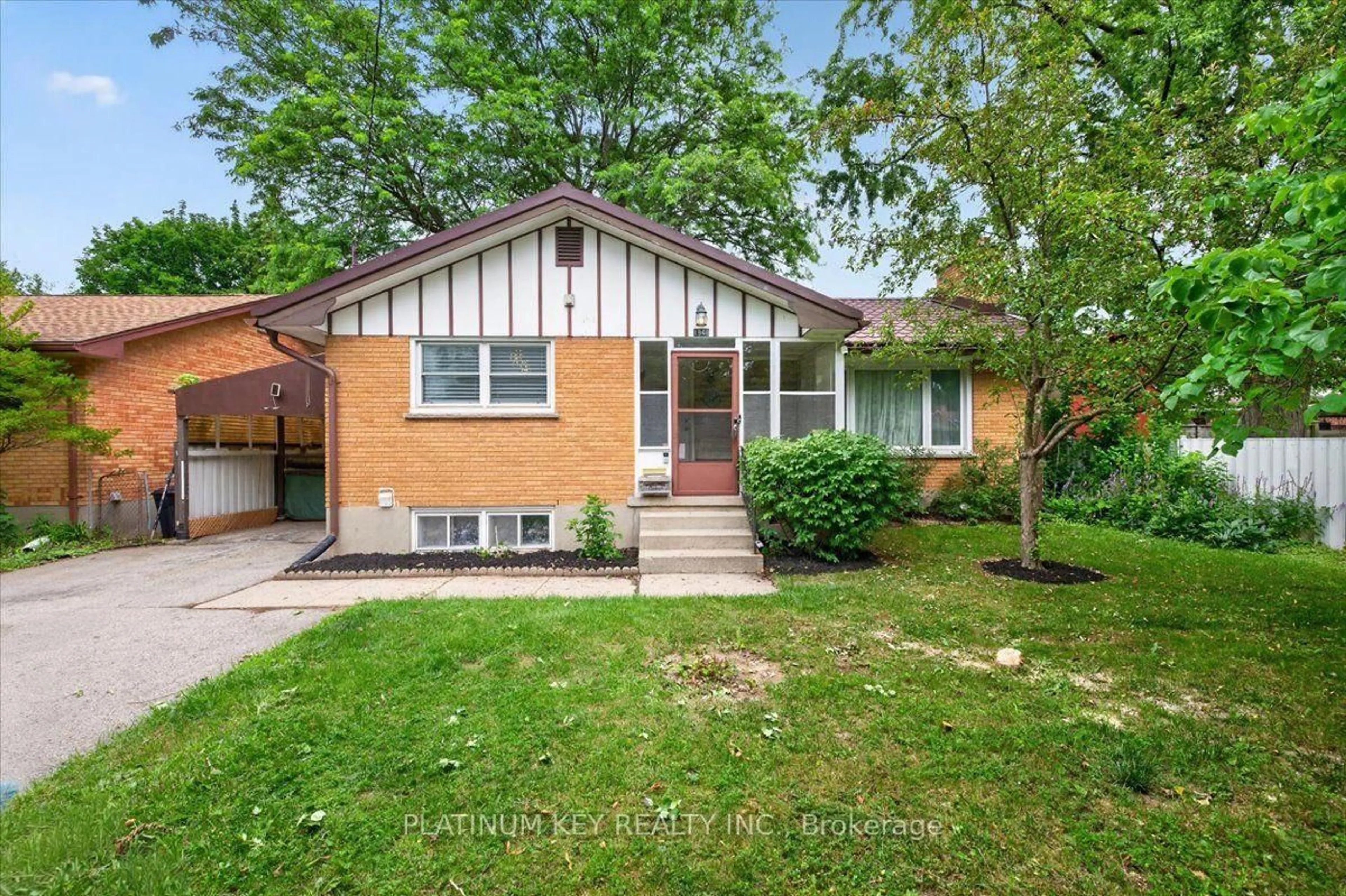 Home with brick exterior material, street for 1948 Royal Cres, London East Ontario N5V 1N7