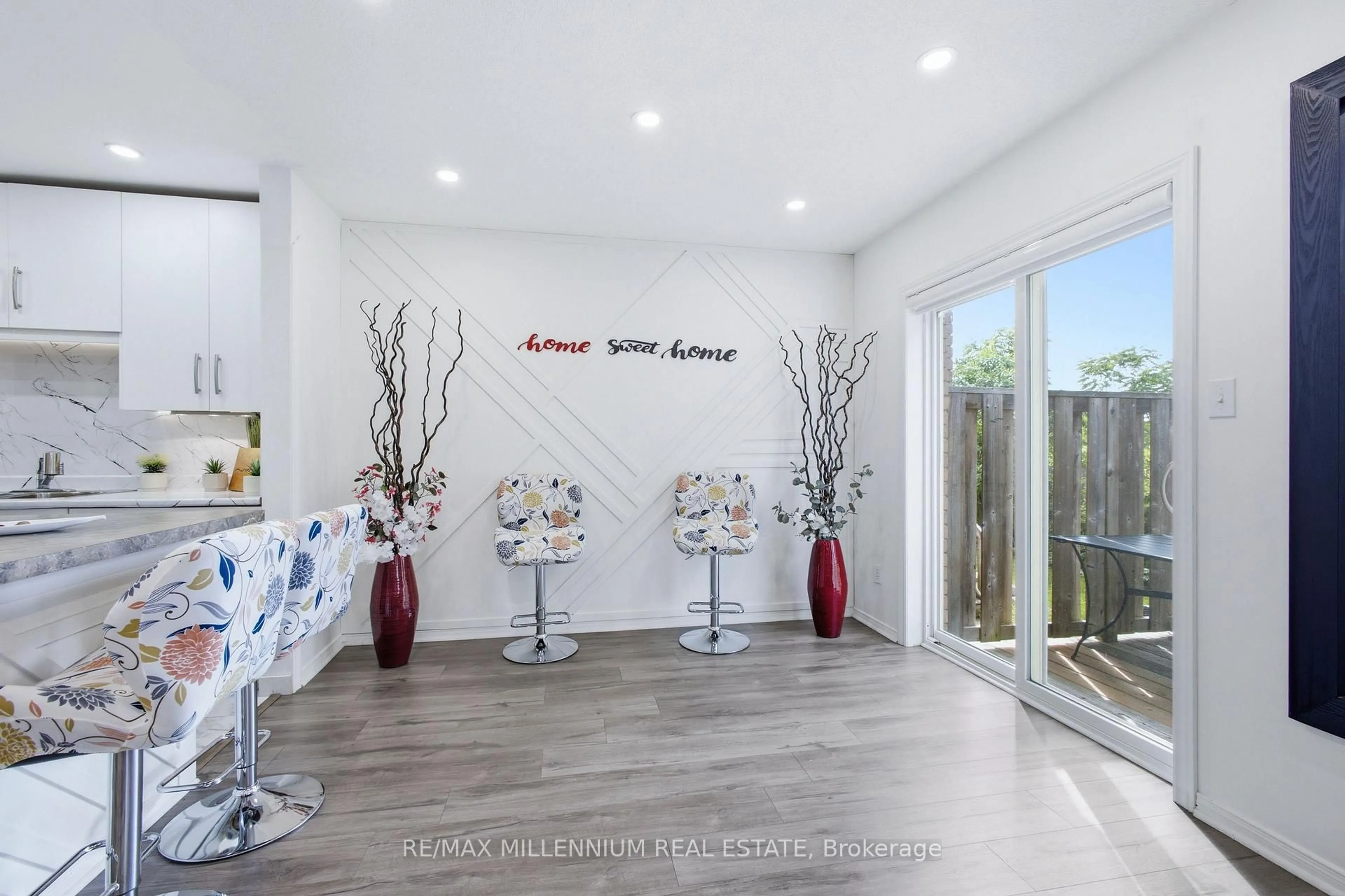 Indoor entryway for 65 Scott St #2, East Luther Grand Valley Ontario L9W 5X3