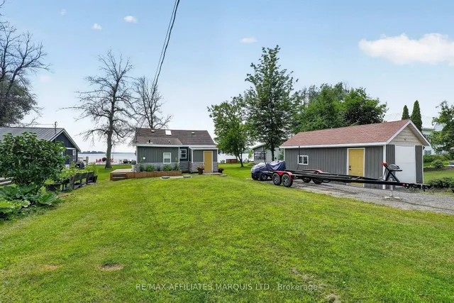 19 Hamilton Island Rd, South Glengarry 4