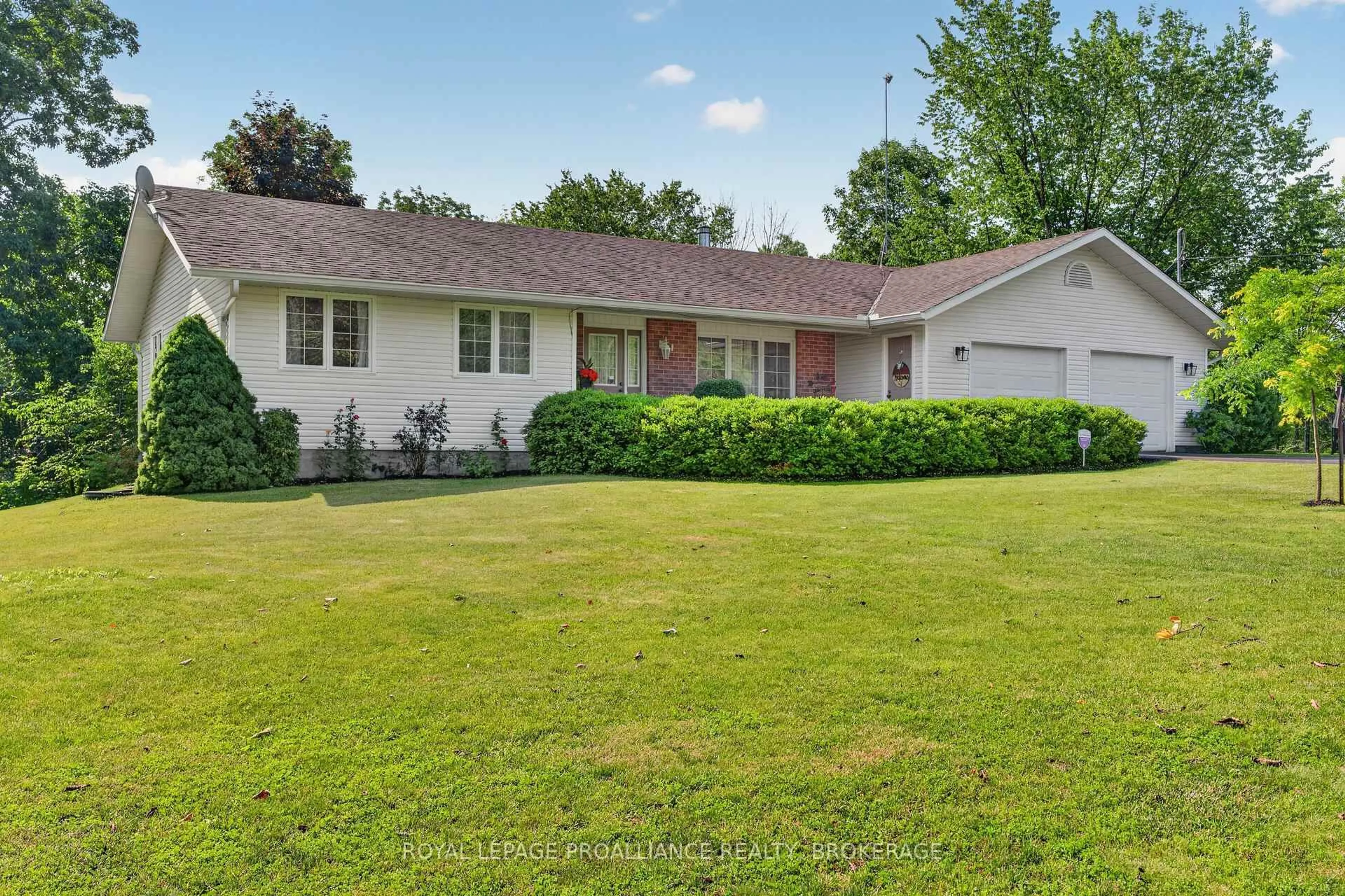 A pic from outside/outdoor area/front of a property/back of a property/a pic from drone, street for 6930 Perth Rd, Perth Road Ontario K0H 2L0