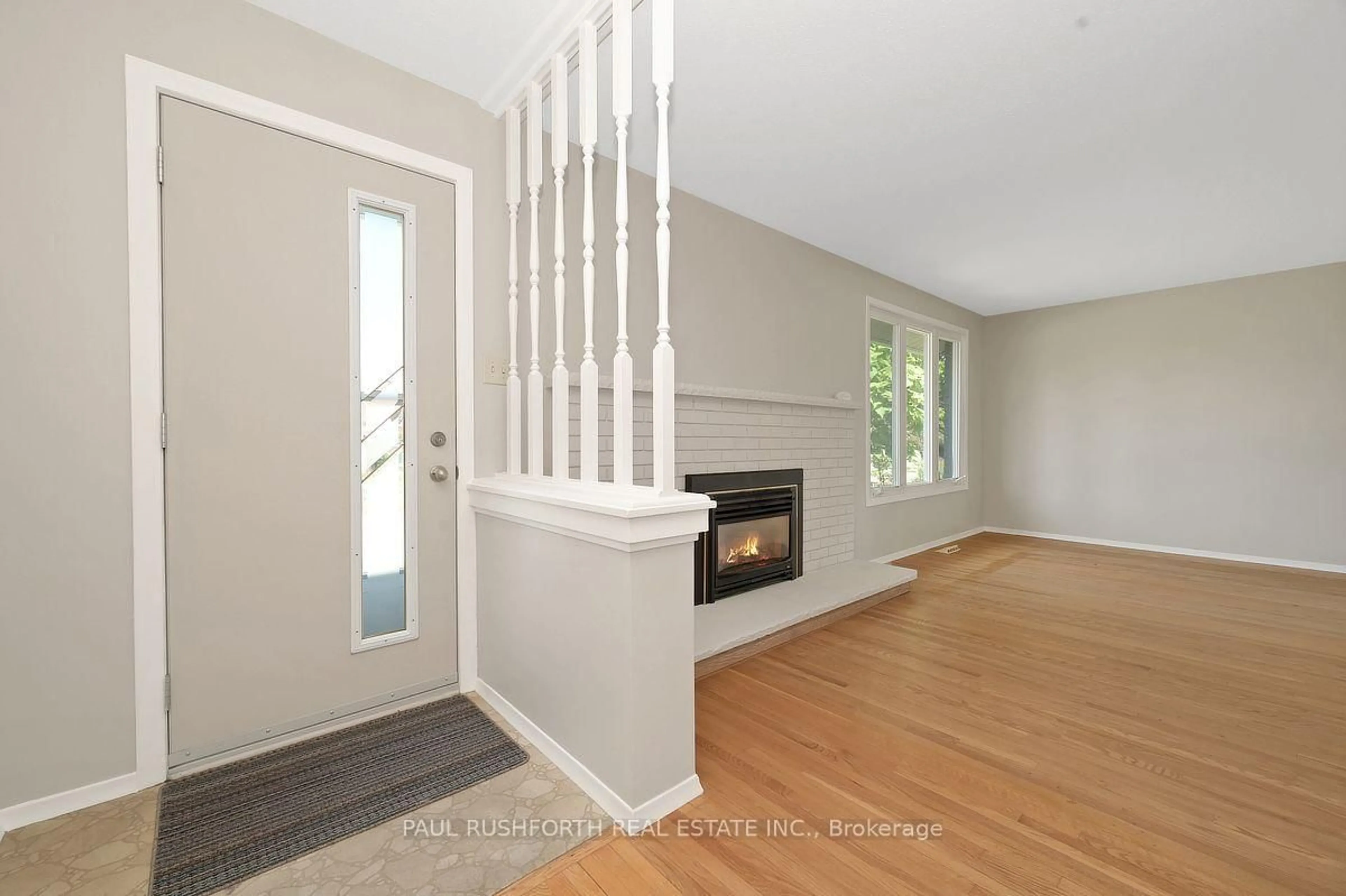 Unknown for 1391 Jamison Ave, Ottawa Ontario K1E 1J6
