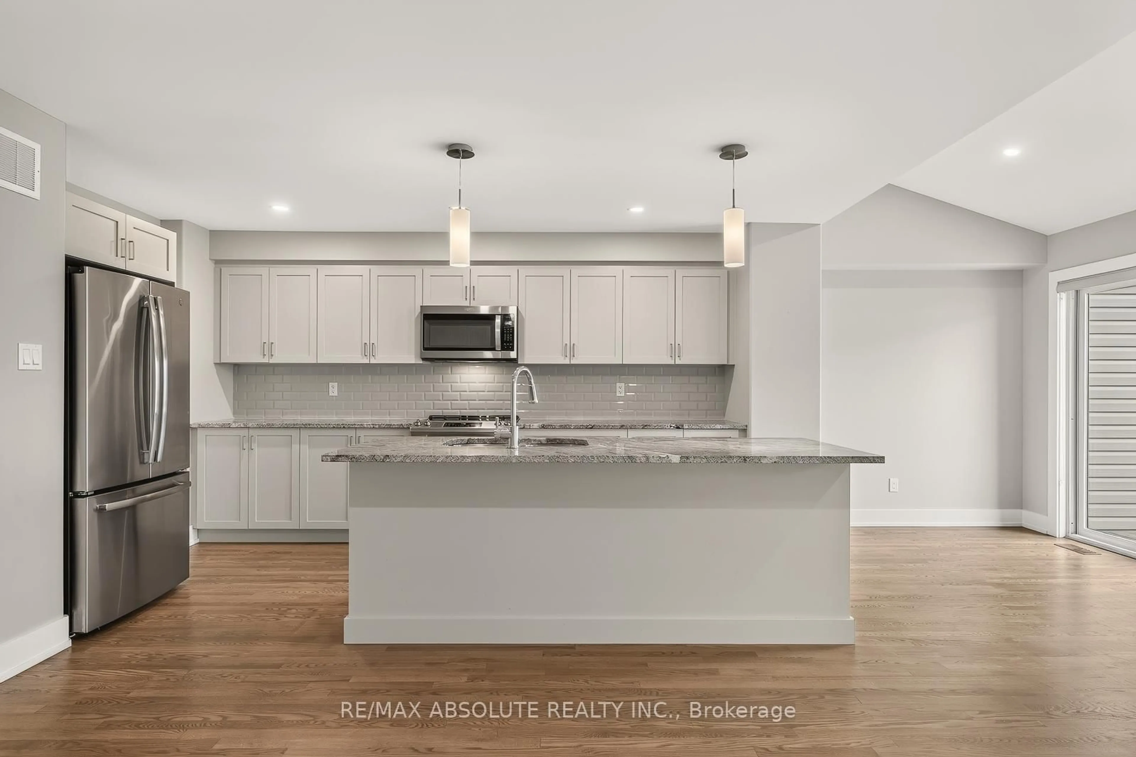 Open concept kitchen, unknown for 308 Proud Walk Dr, Stittsville Ontario K2S 2L6