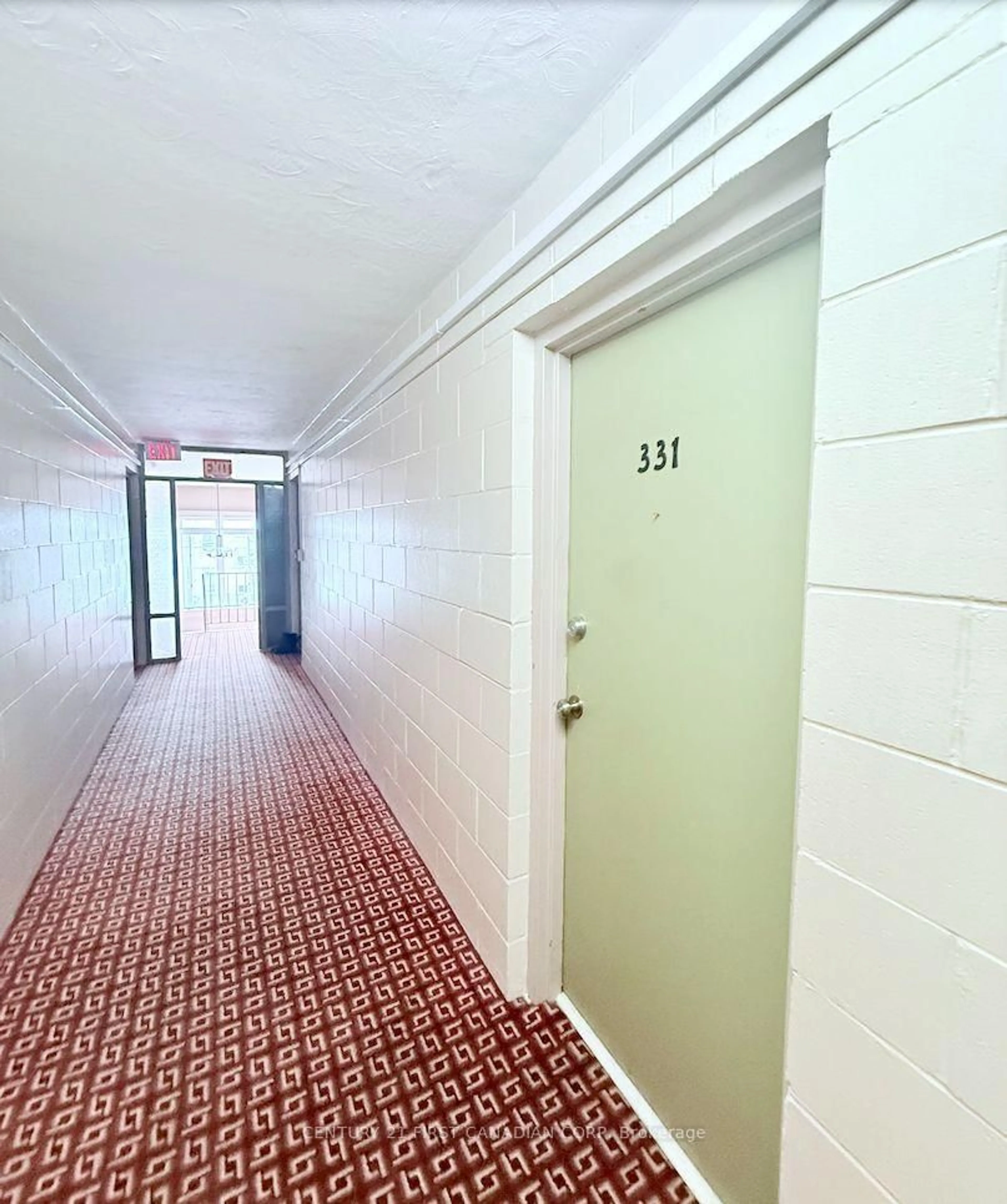 Indoor foyer for 118 Preston St, Wellington North Ontario N0G 1A0