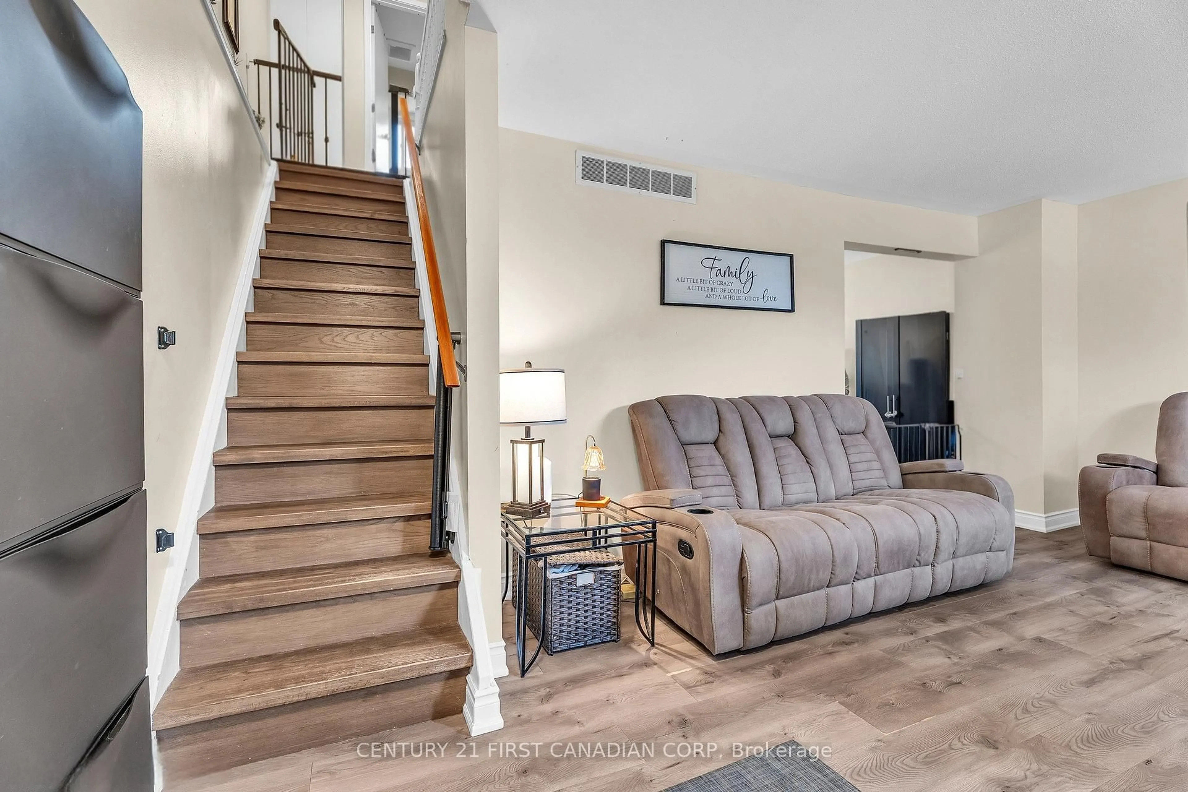 Unknown for 22 Denlaw Rd, London North Ontario N6G 3L4