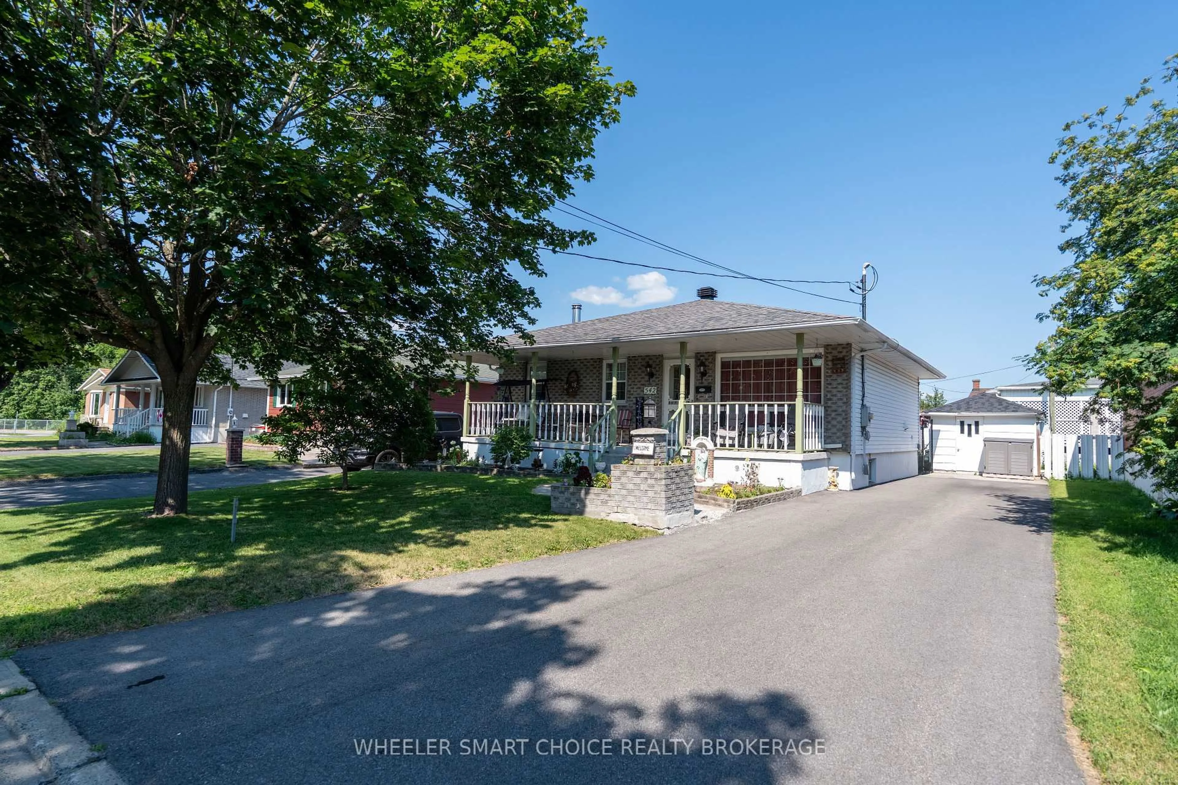 Unknown for 542 Anthony St, Cornwall Ontario K6H 5L4