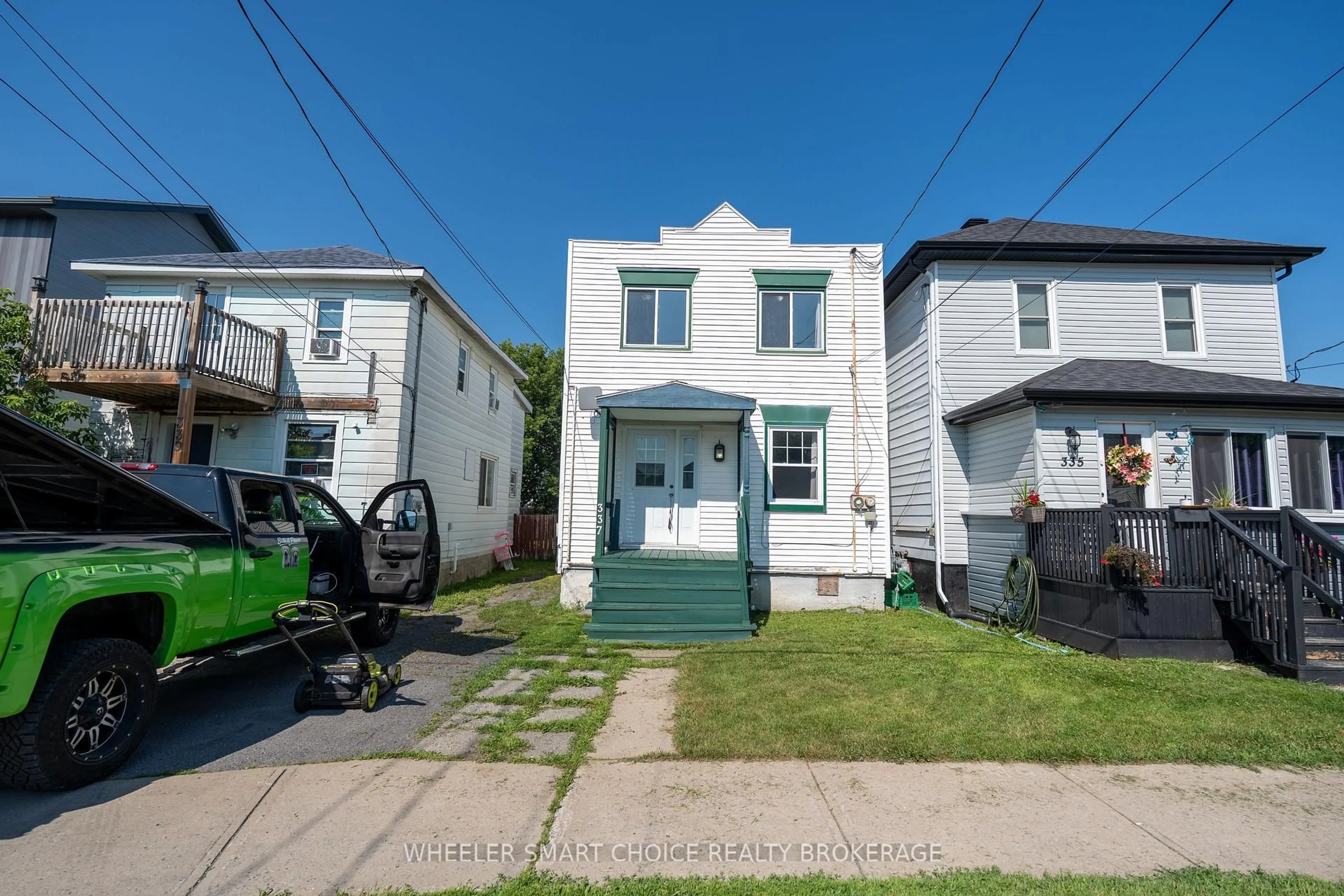 A pic from outside/outdoor area/front of a property/back of a property/a pic from drone, street for 337 Guy St, Cornwall Ontario K6H 4V3