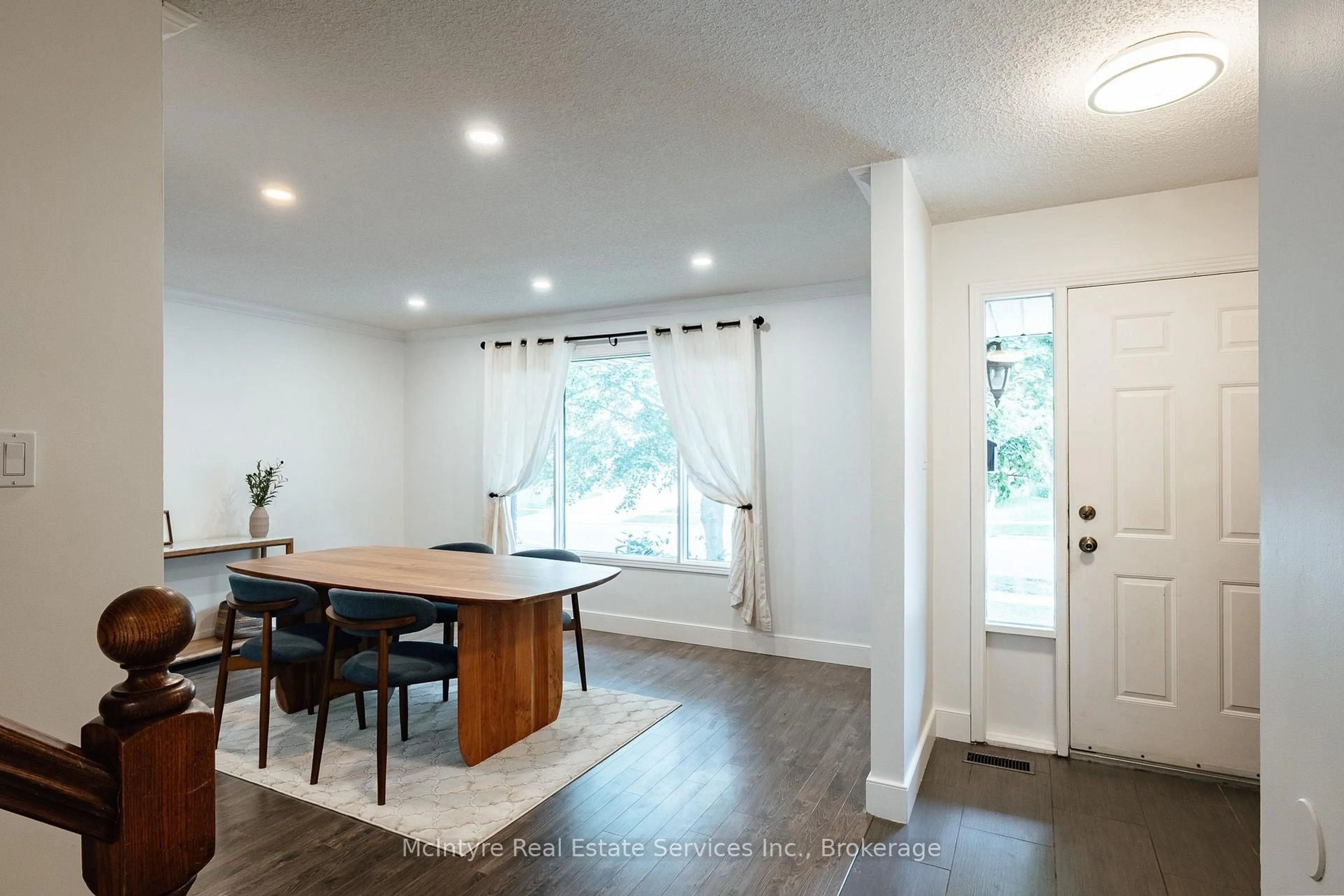 Unknown for 277 Canterbury Dr, Waterloo Ontario N2K 3C4