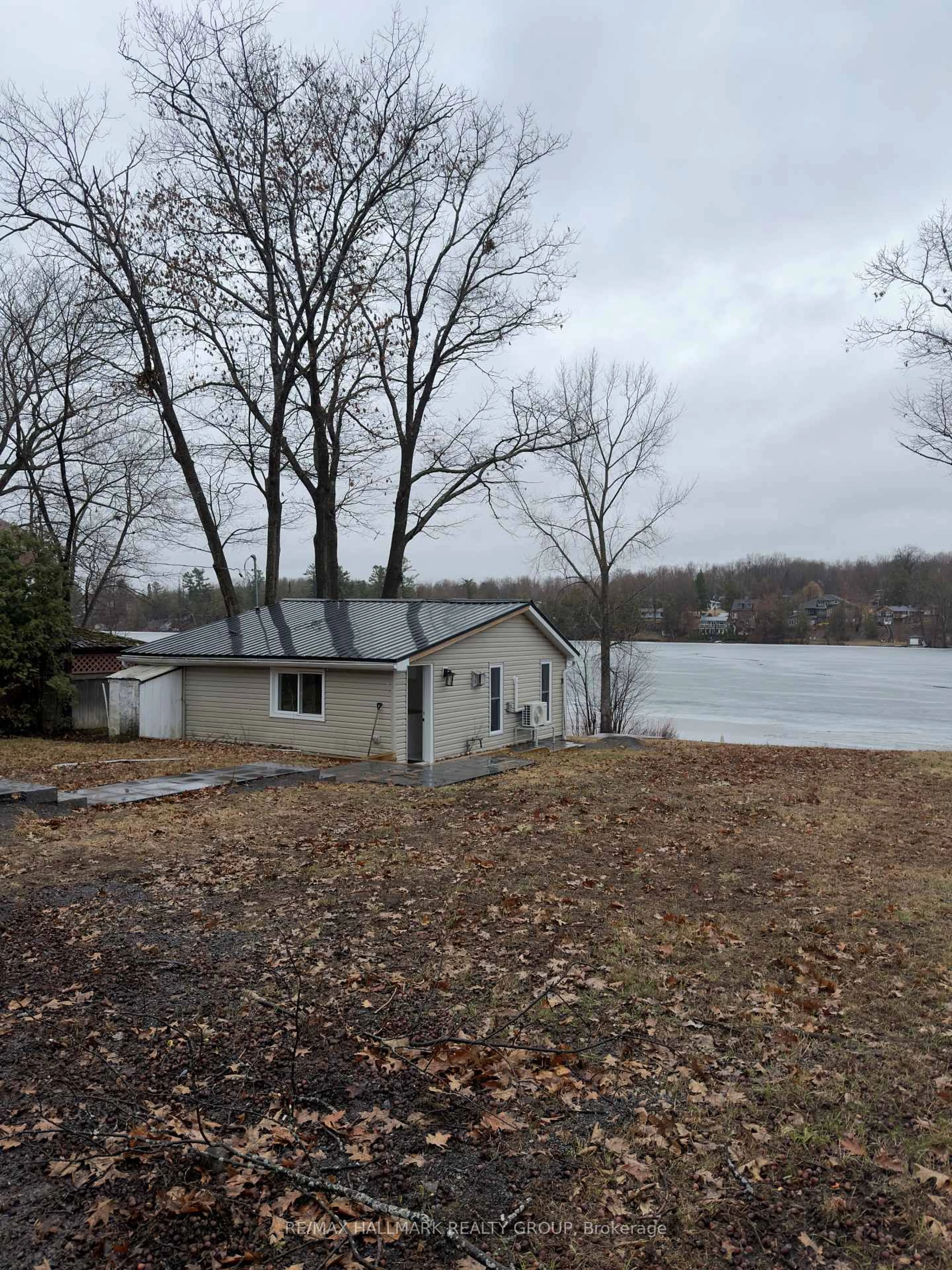 Shed for 1114 Bayview Dr, Ottawa Ontario K0A 3M0