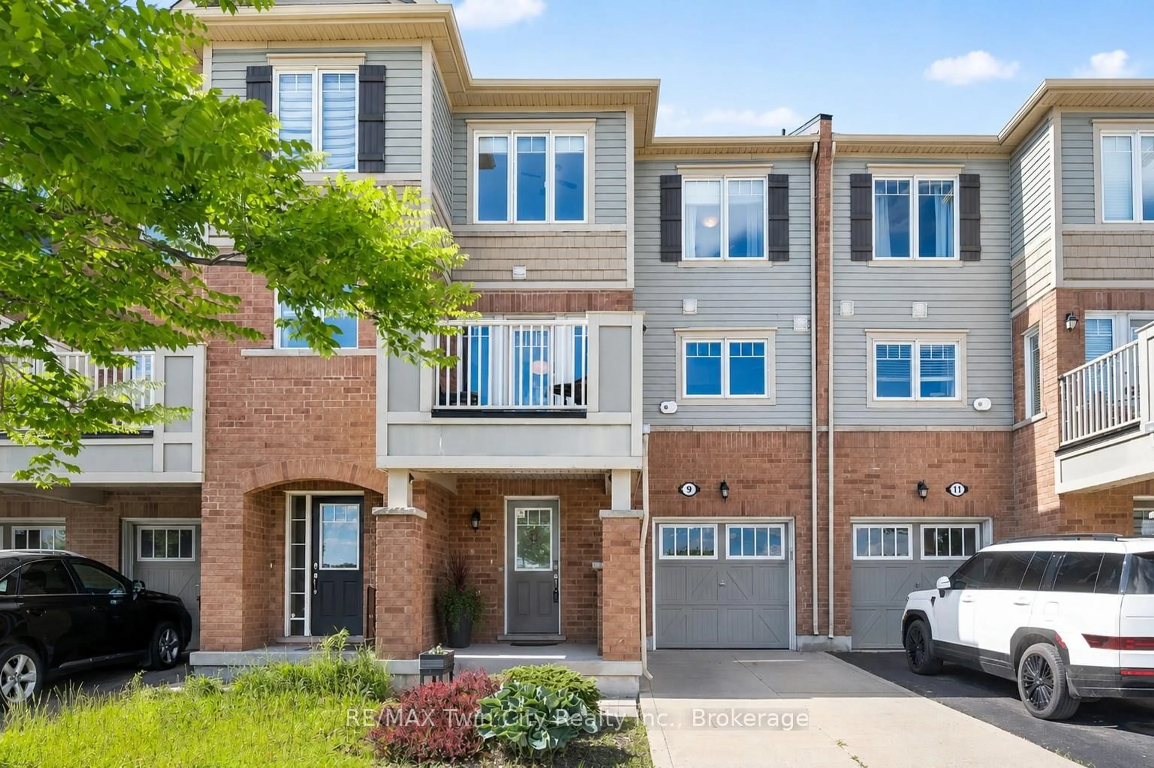 Home with brick exterior material, street for 9 Outlook Terr, Kitchener Ontario N2R 0K6