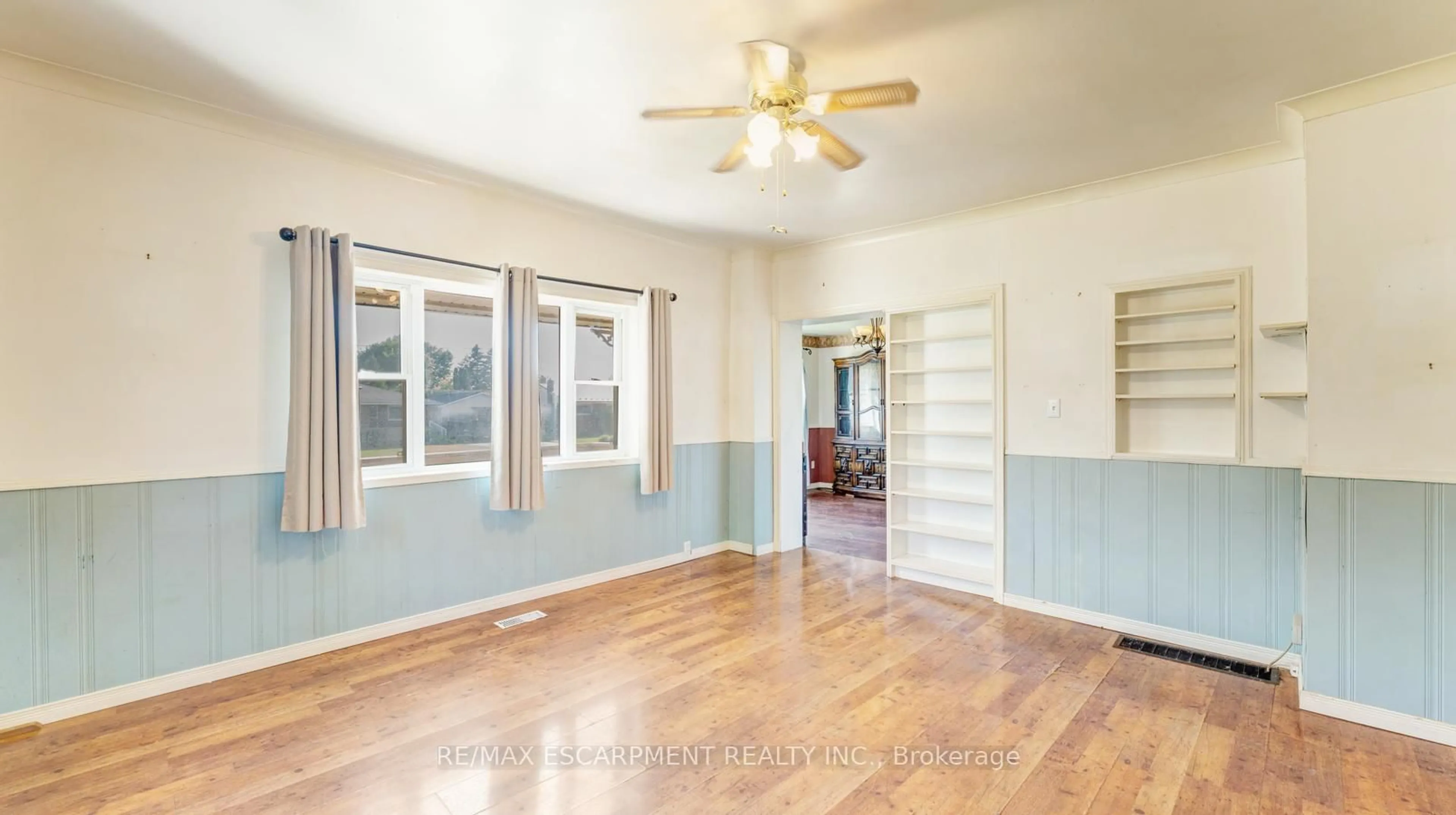 A pic of a room for 350 Perth St, Wellington North Ontario N0G 2L1