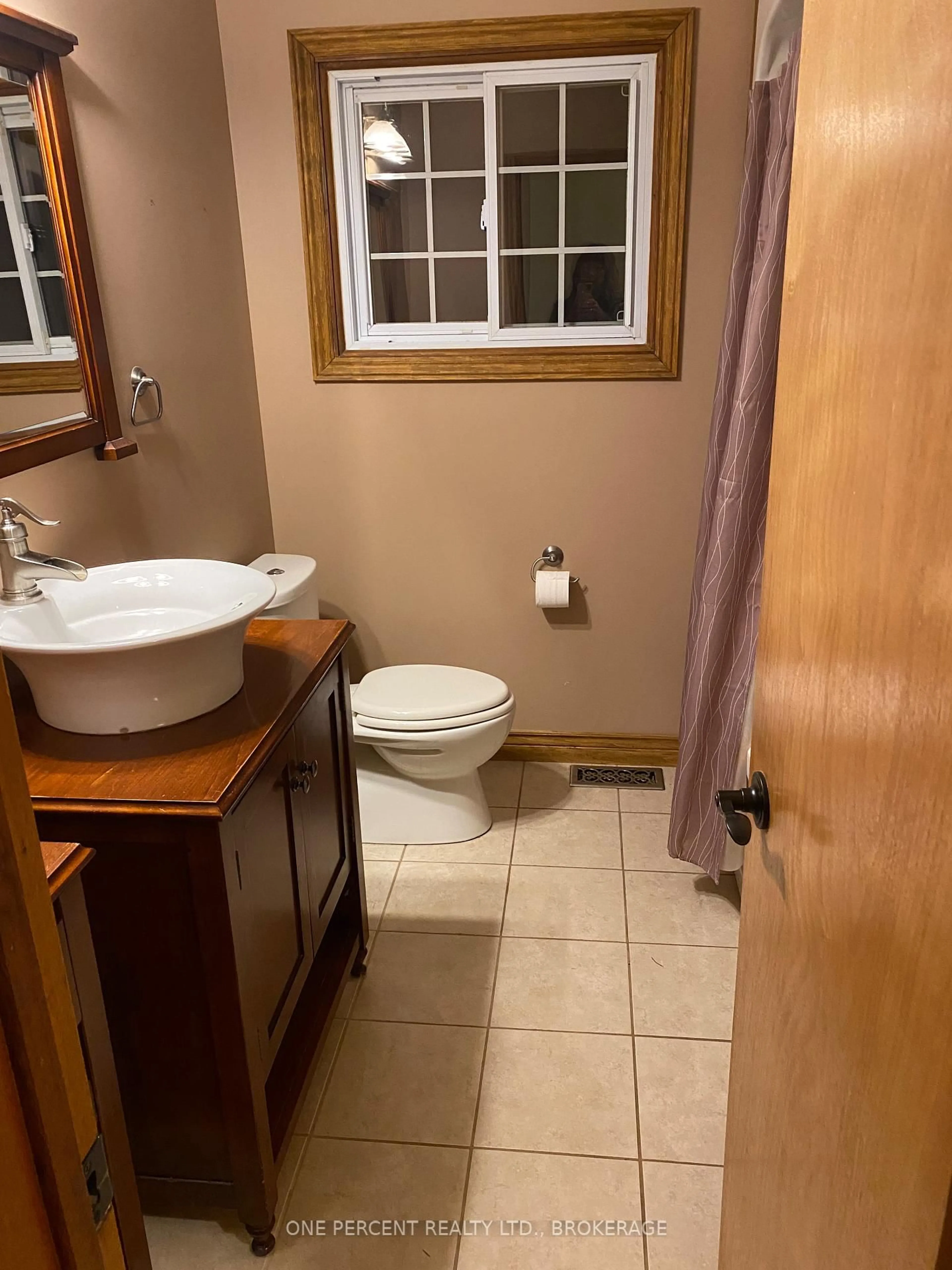 Standard bathroom, unknown for 4338 Maple Dr, Verona Ontario K0H 2W0