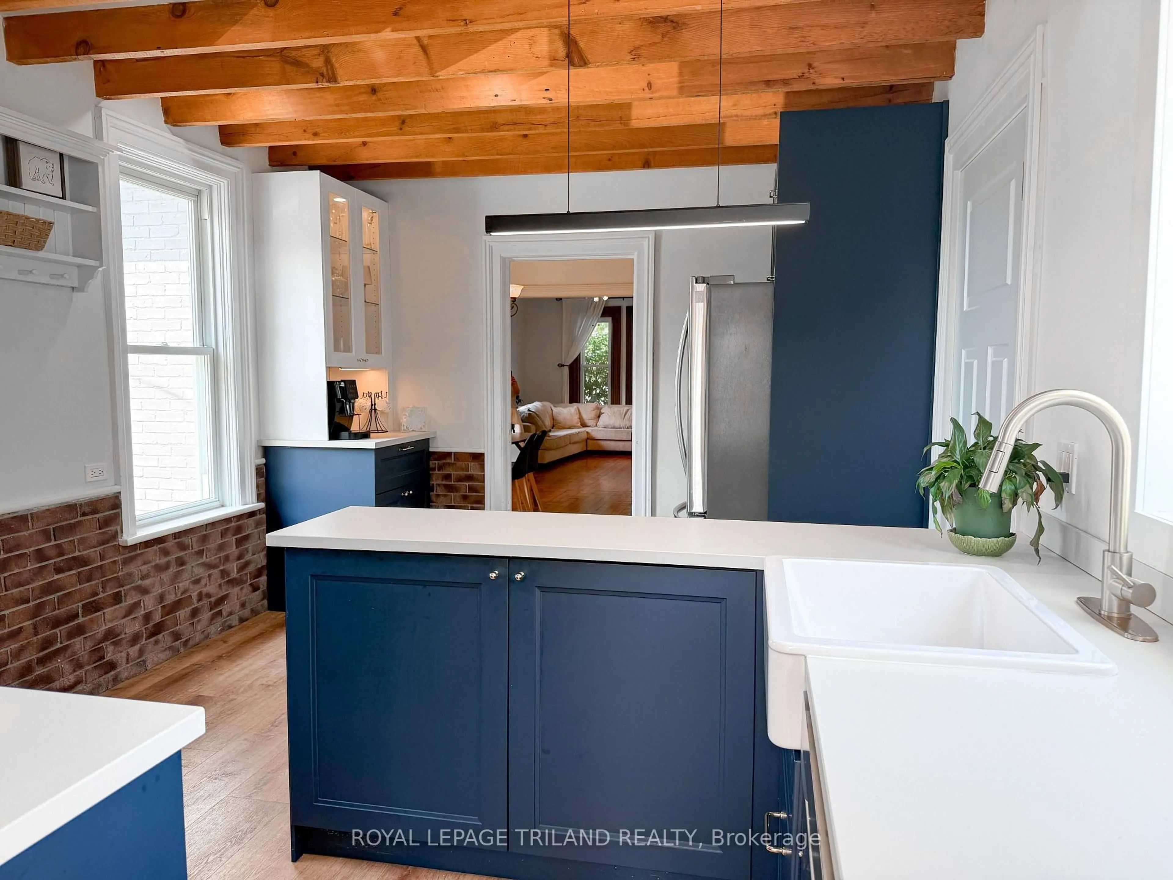 Open concept kitchen, unknown for 12 East Ave, St. Thomas Ontario N5R 3S8