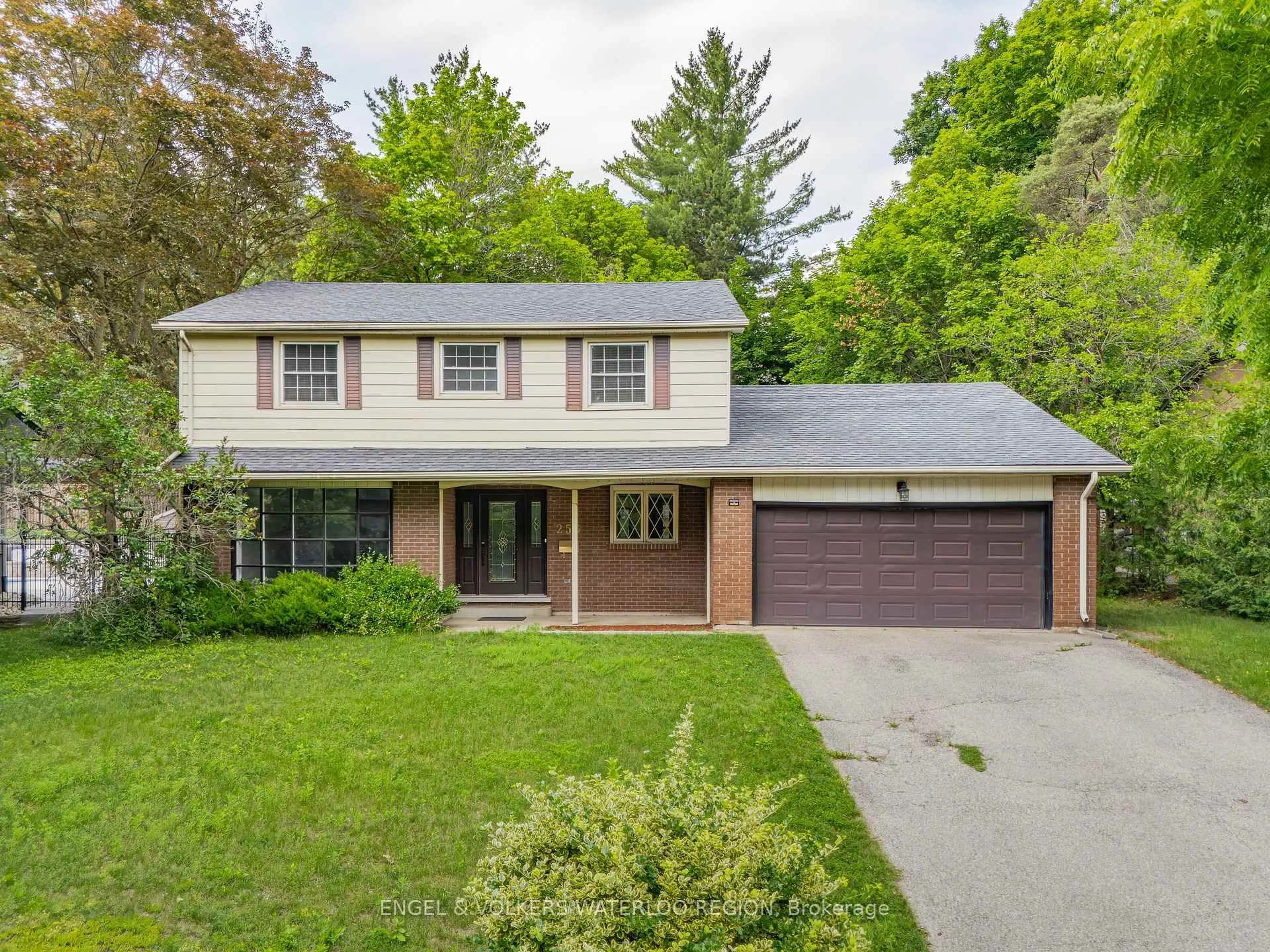 Home with vinyl exterior material, street for 256 Shakespeare Dr, Waterloo Ontario N2L 2T6