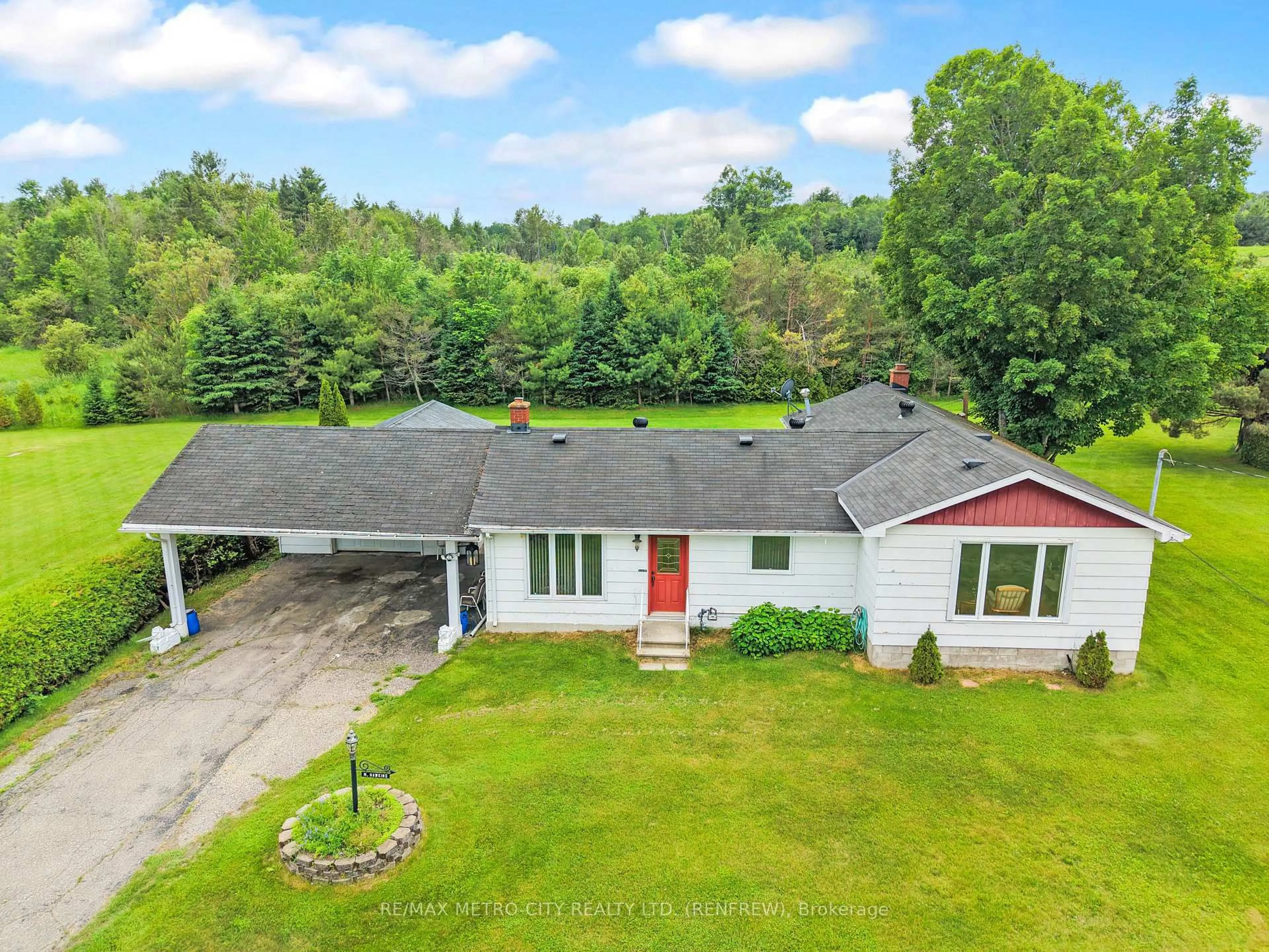 A pic from outside/outdoor area/front of a property/back of a property/a pic from drone, unknown for 1247 Haley Rd, Haley Station Ontario K0J 1Y0