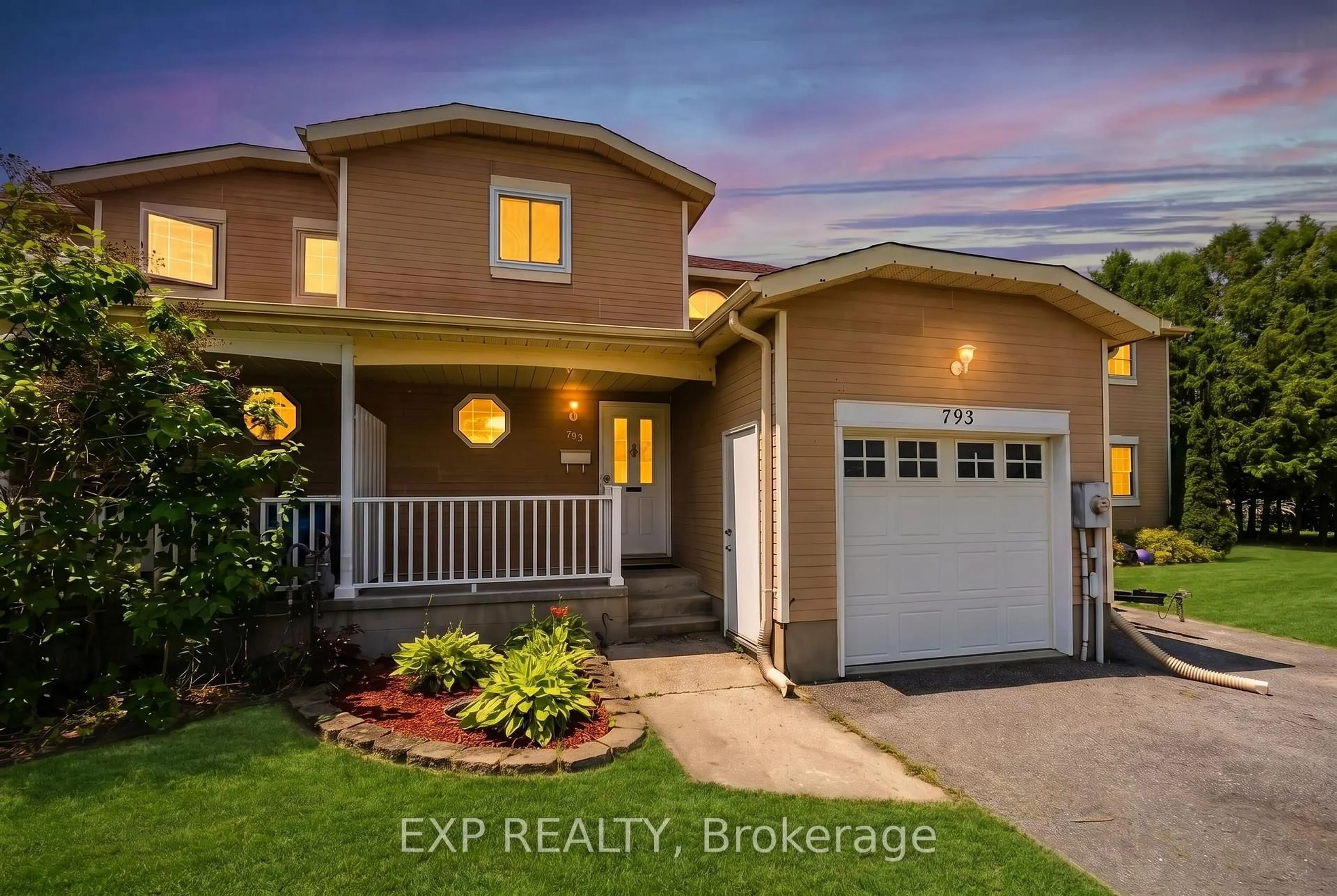 Indoor entryway for 793 Littlestone Cres, Kingston Ontario K7M 8L7