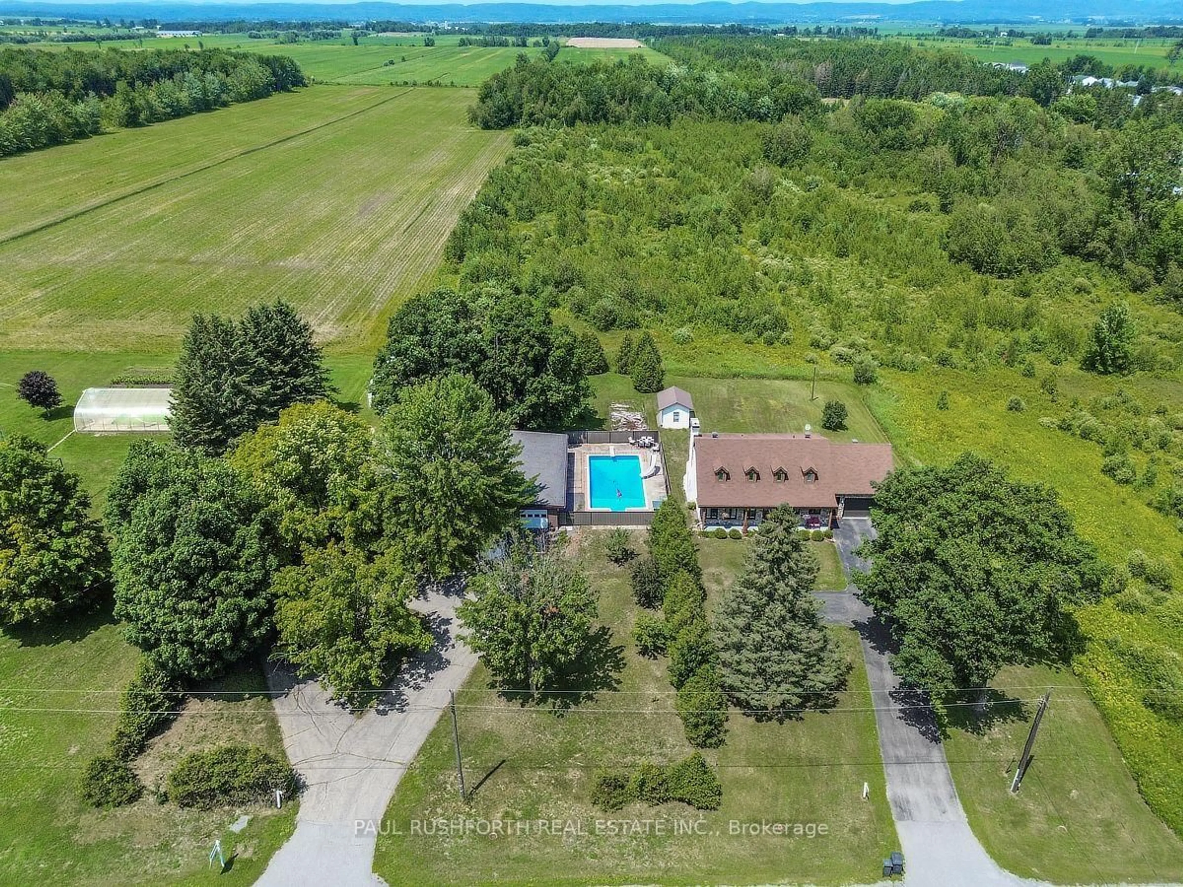A pic from outside/outdoor area/front of a property/back of a property/a pic from drone, water/lake/river/ocean view for 4866 County Road 17 Rd, Alfred and Plantagenet Ontario K0B 1A0