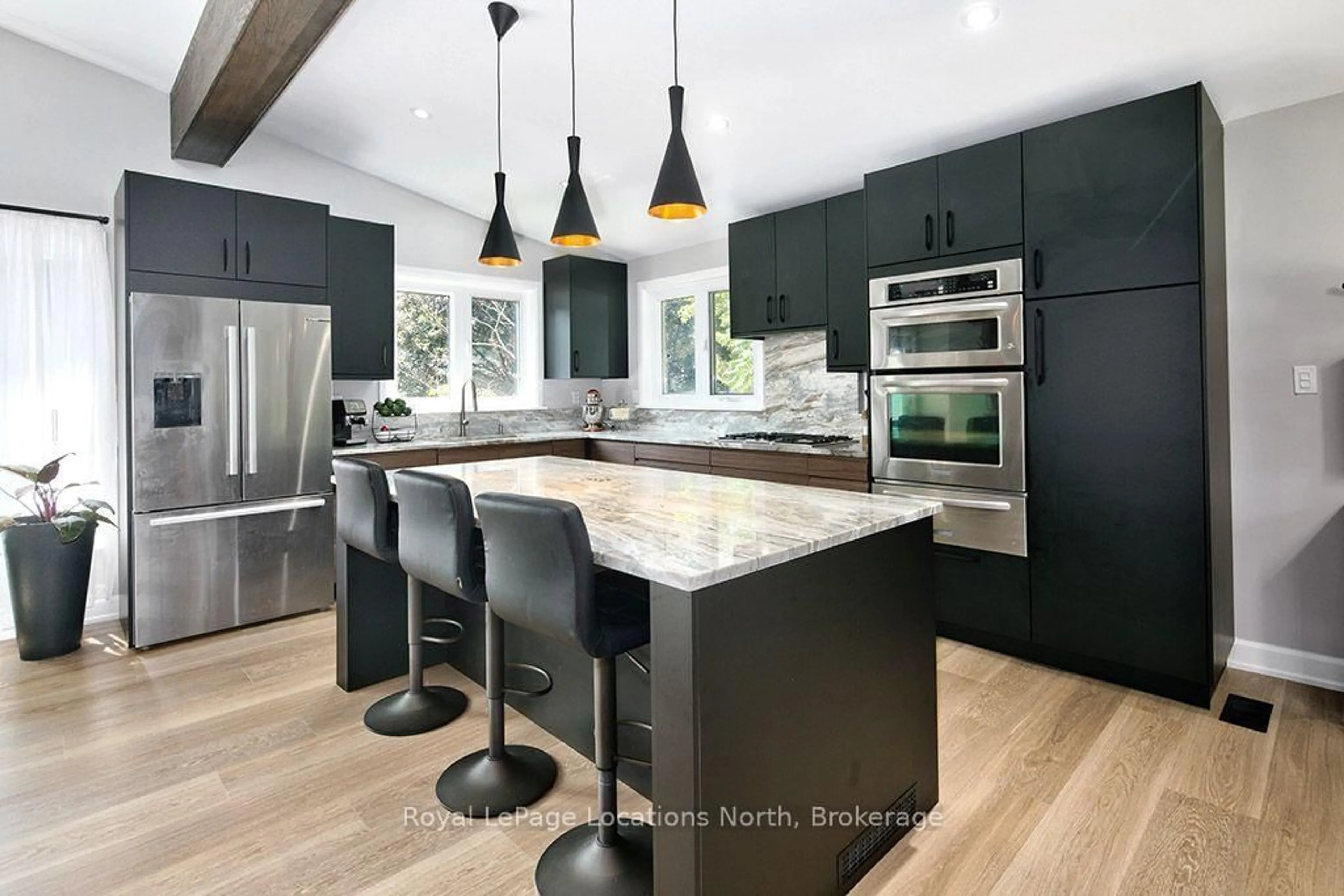 Contemporary kitchen, unknown for 194 Montgomery St, Meaford Ontario N4L 1C4