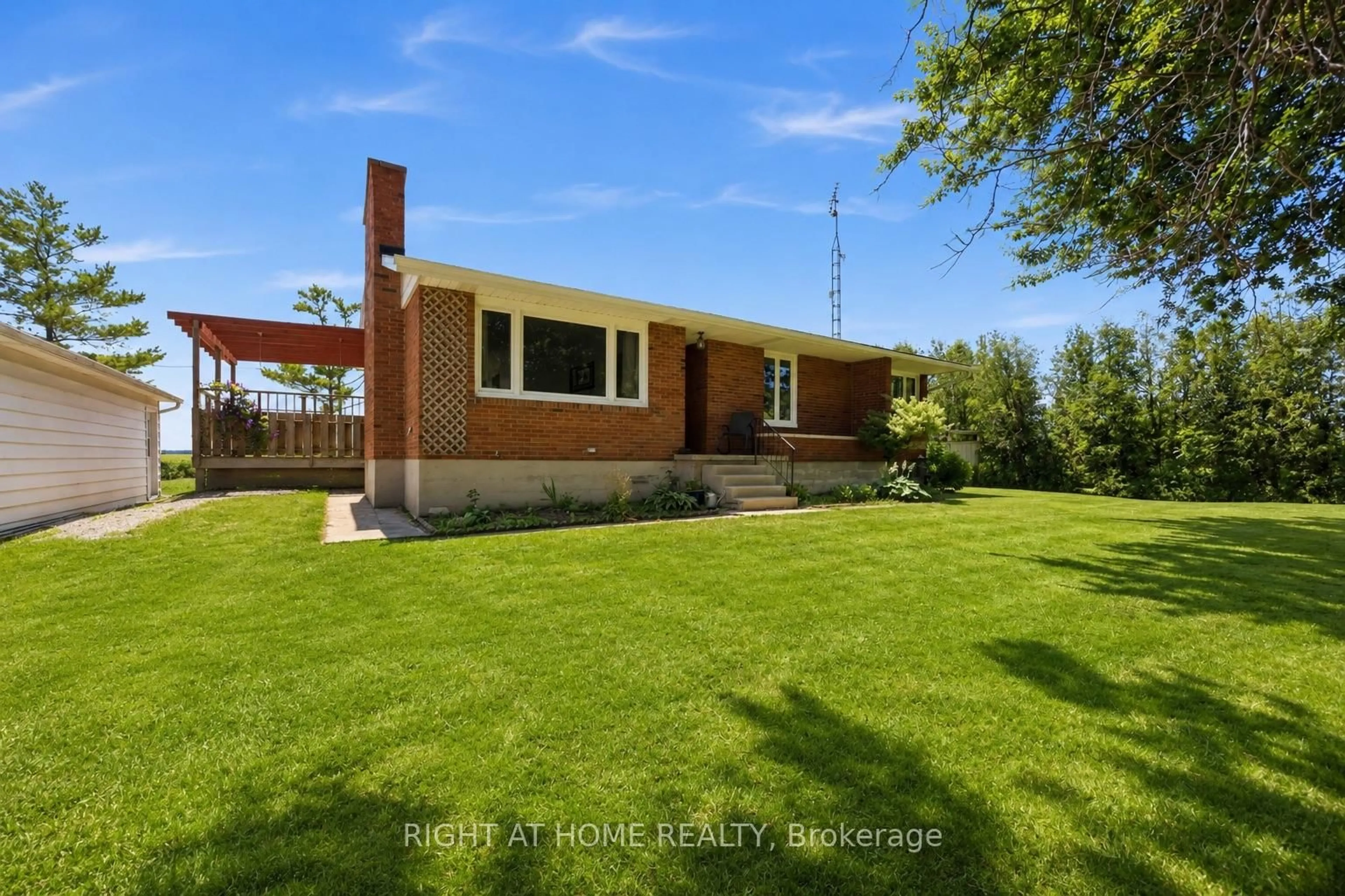 Home with brick exterior material, street for 1933 Plank Rd, St. Clair Ontario N7T 7H5