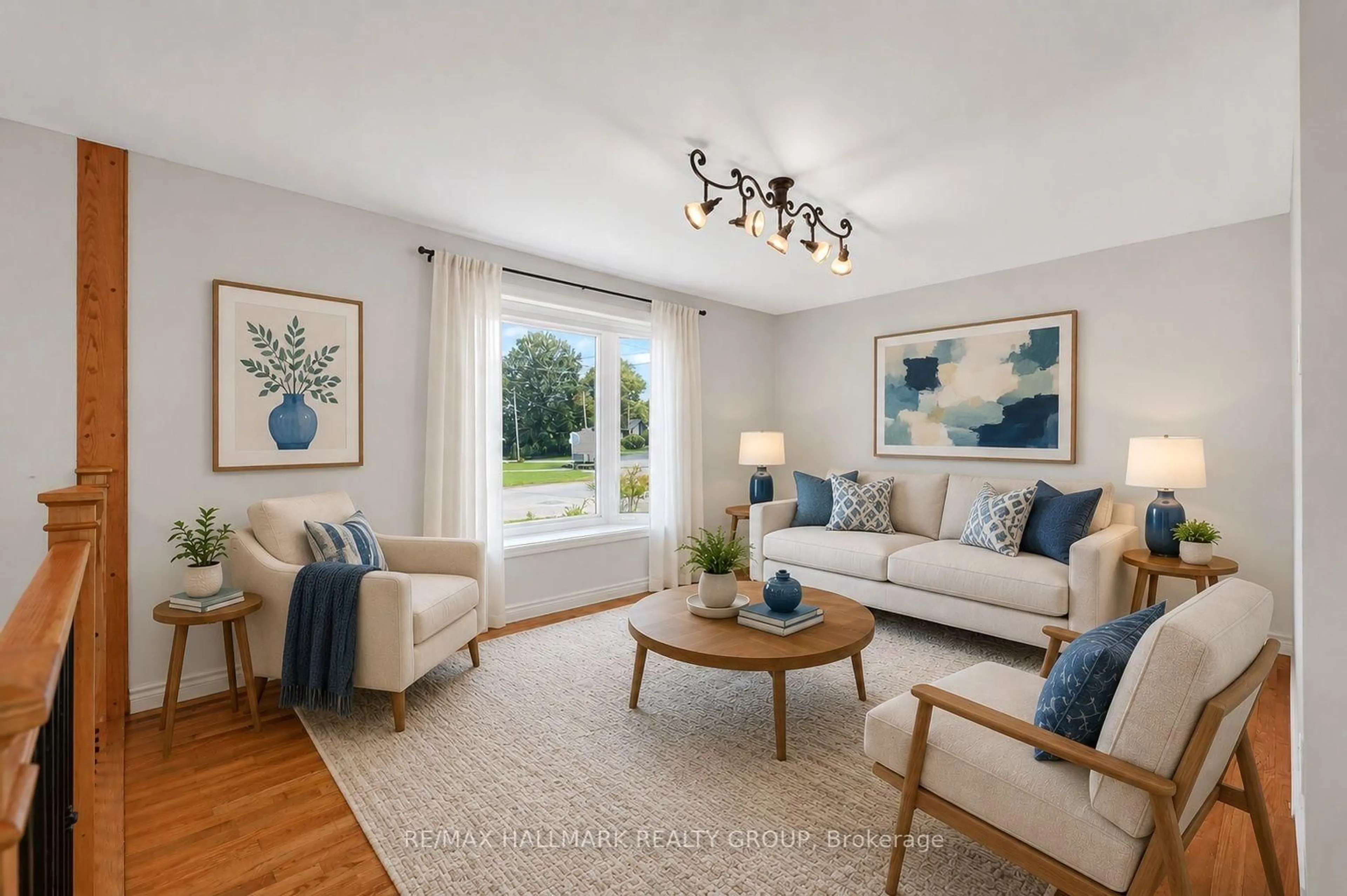 Living room with furniture, unknown for 2205 Woods St, Clarence-Rockland Ontario K4K 1J3