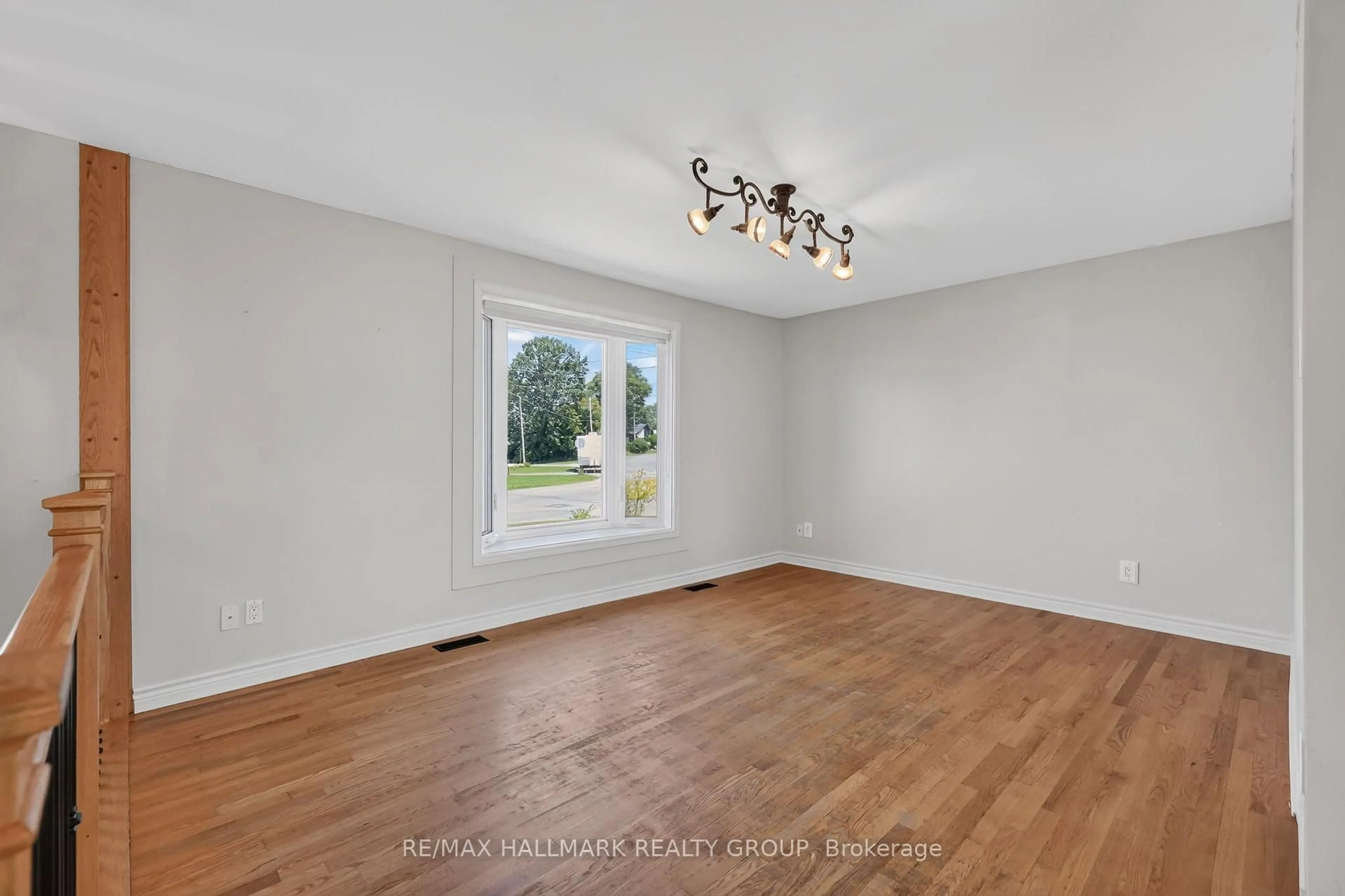 A pic of a room for 2205 Woods St, Clarence-Rockland Ontario K4K 1J3