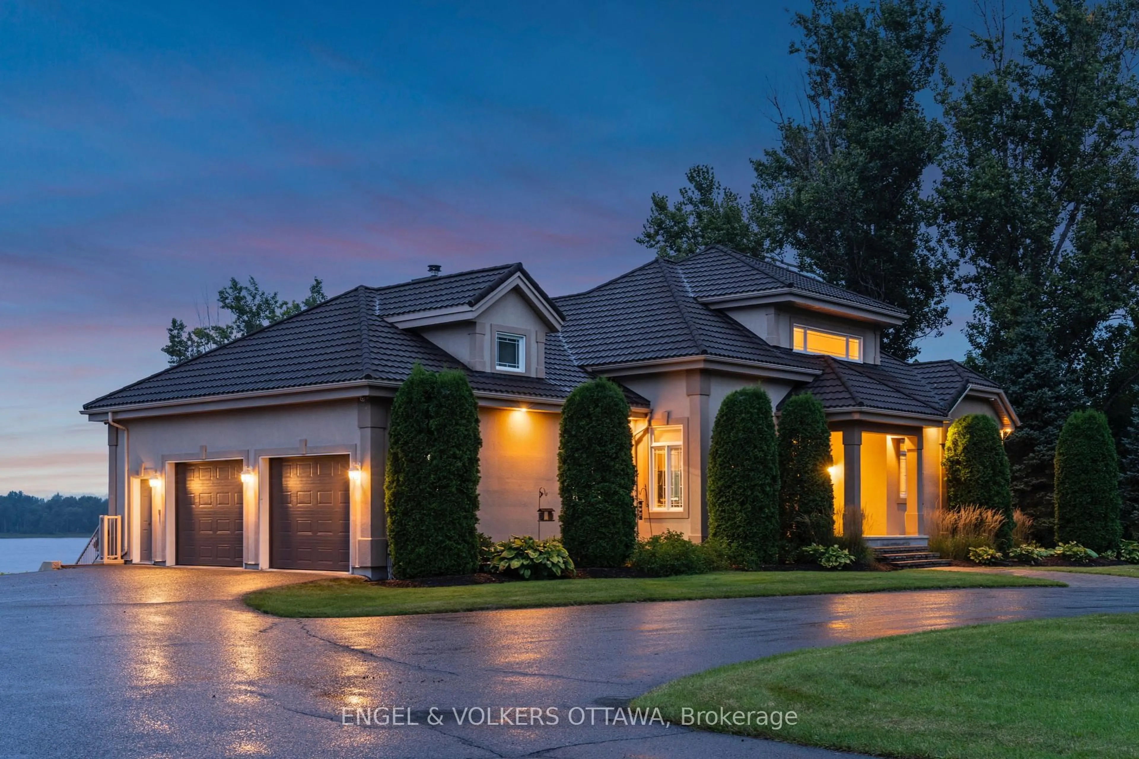 Home with brick exterior material, street for 1759 Regional 174 Rd, Ottawa Ontario K4C 1H5