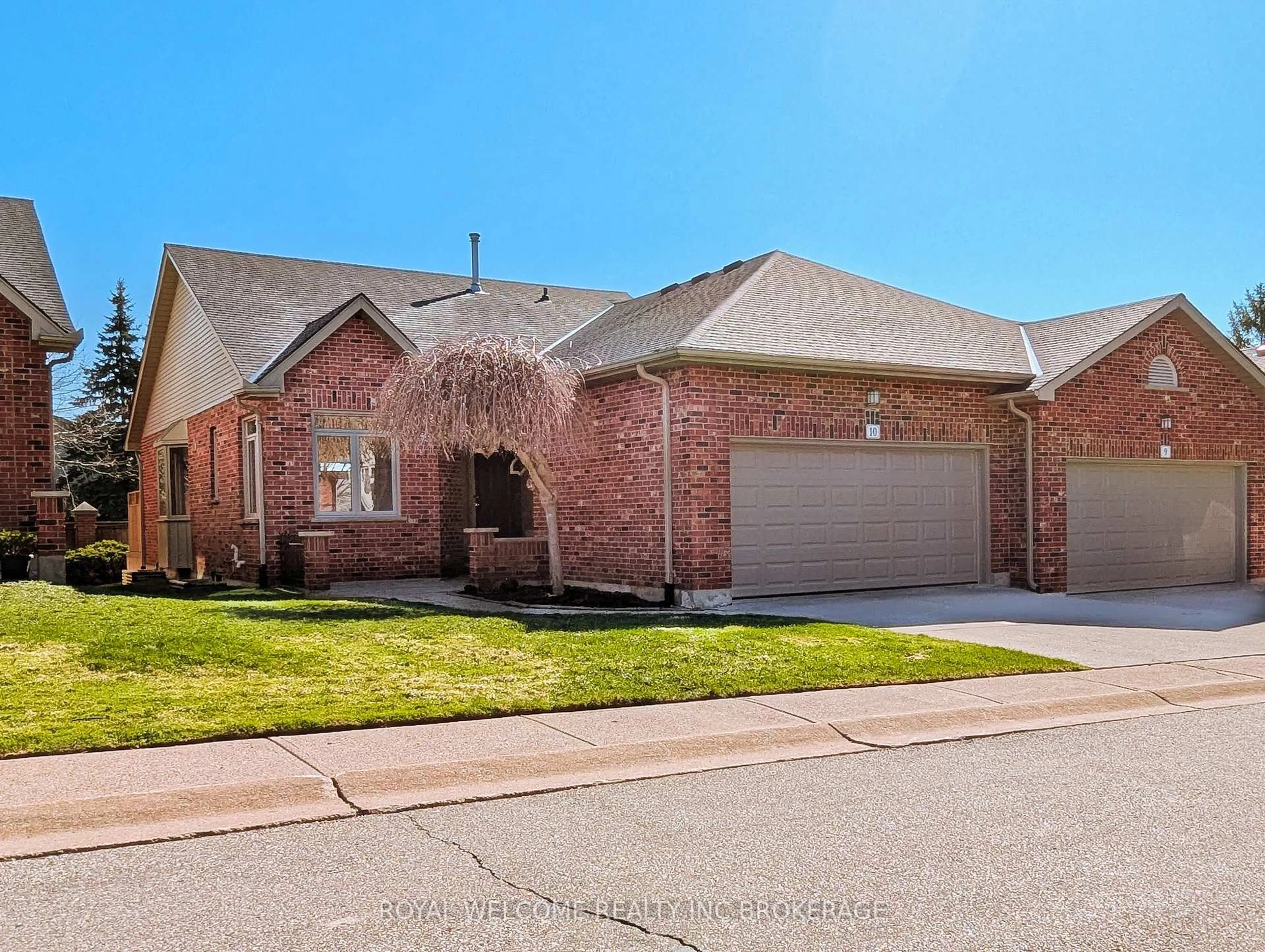 Home with brick exterior material, street for 400 Ambleside Dr #10, London North Ontario N6G 4Y7