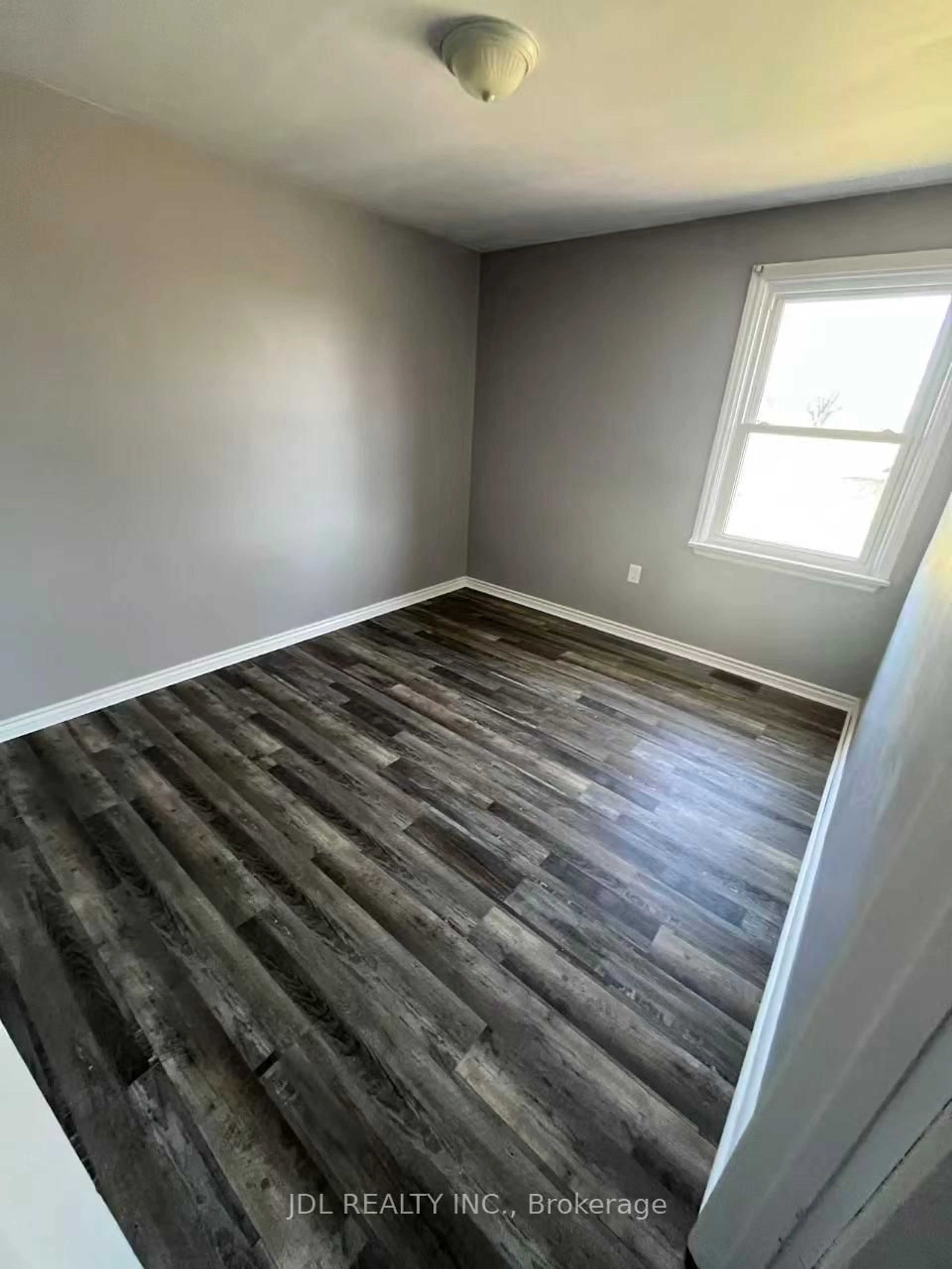 A pic of a room for 8110 Chippewa Rd, Hamilton Ontario L0R 1W0