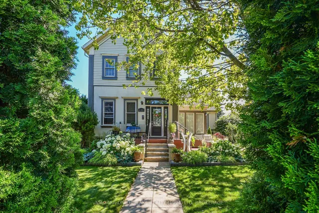 642 Simcoe St, Niagara-on-the-Lake 2