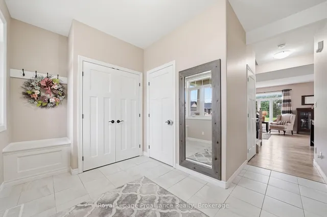 38 Redwood Dr, Belleville 5