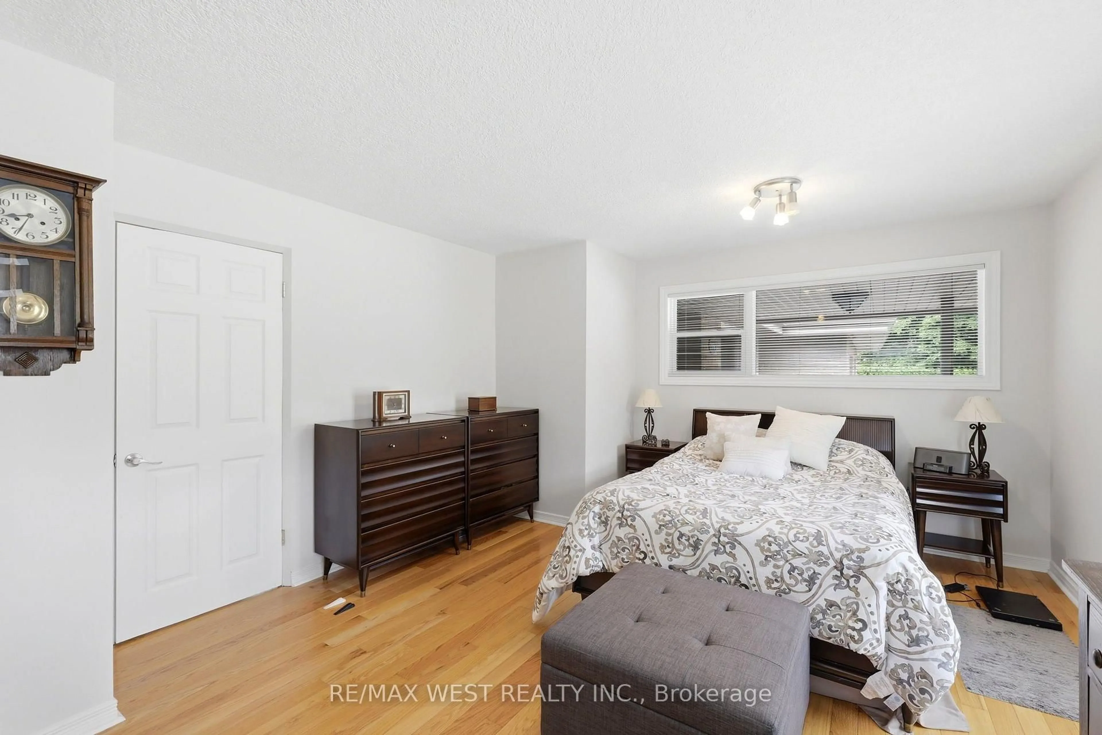 A pic of a room for 274 Tamblyn Dr, London North Ontario N6G 1B8