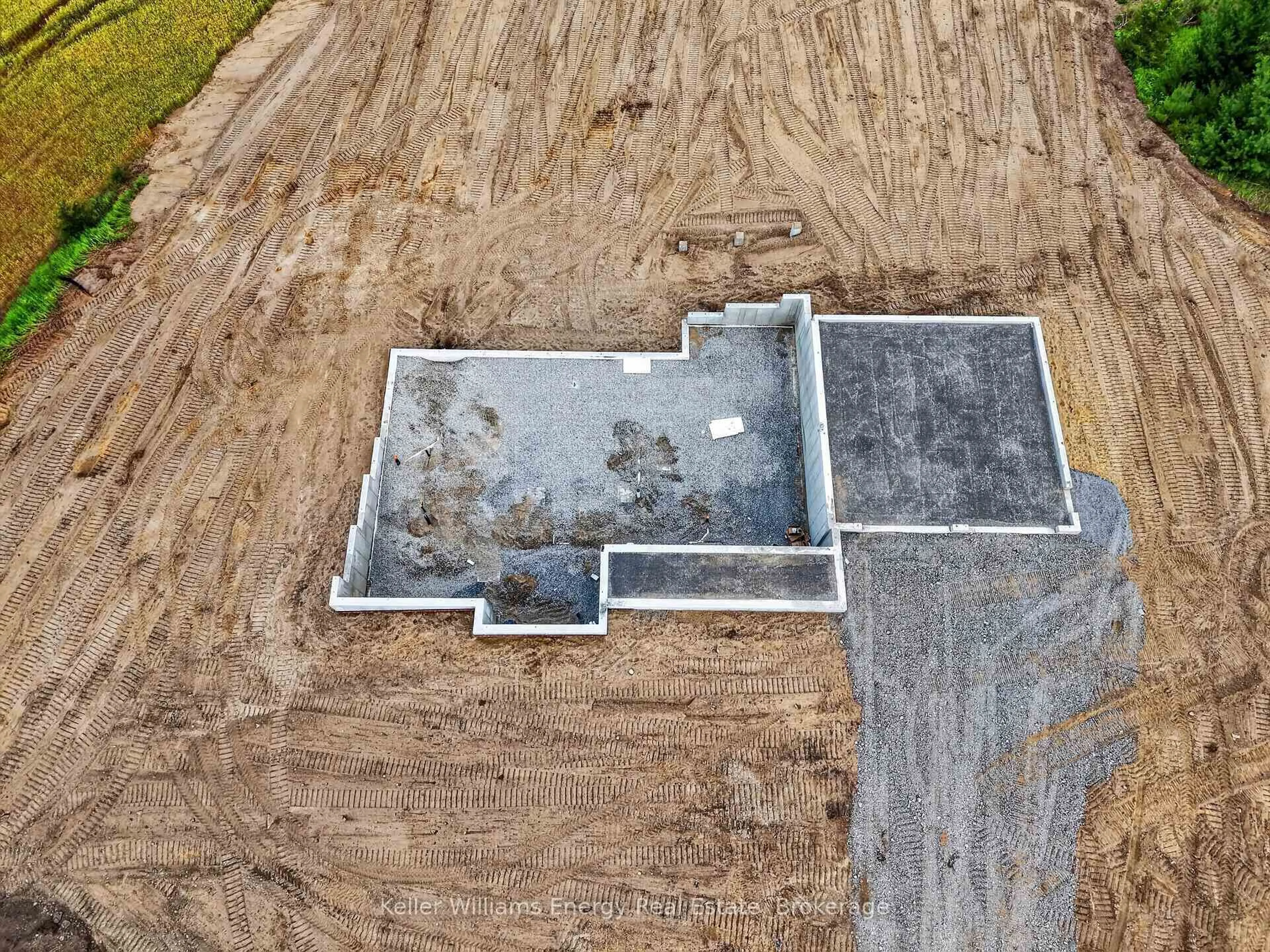 A pic from outside/outdoor area/front of a property/back of a property/a pic from drone, building for 1224 County Road 5 Rd, Hastings Ontario K0K 2C0