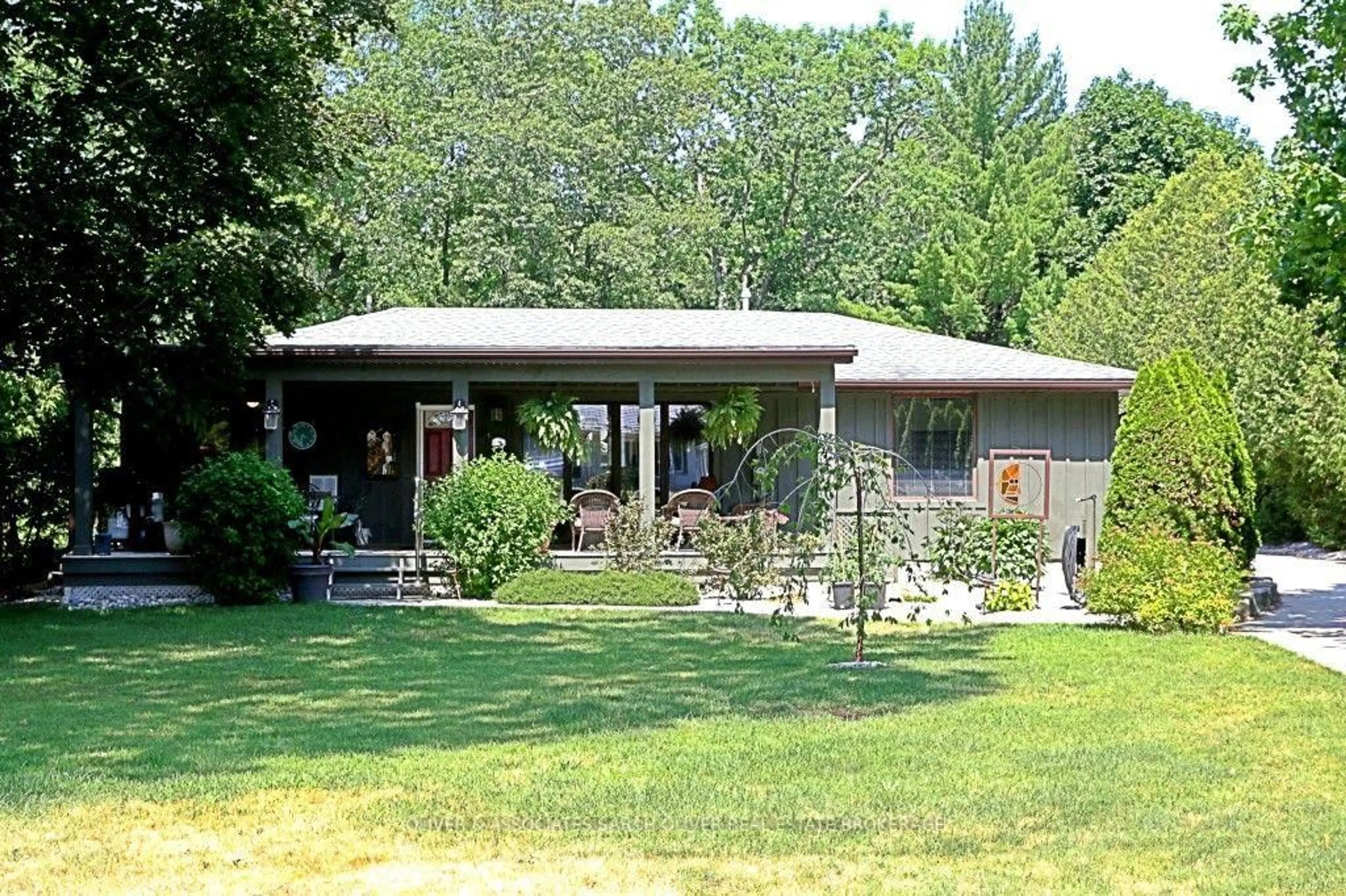 Patio, unknown for 10156 Port Franks Estate Dr, Lambton Shores Ontario N0M 2L0