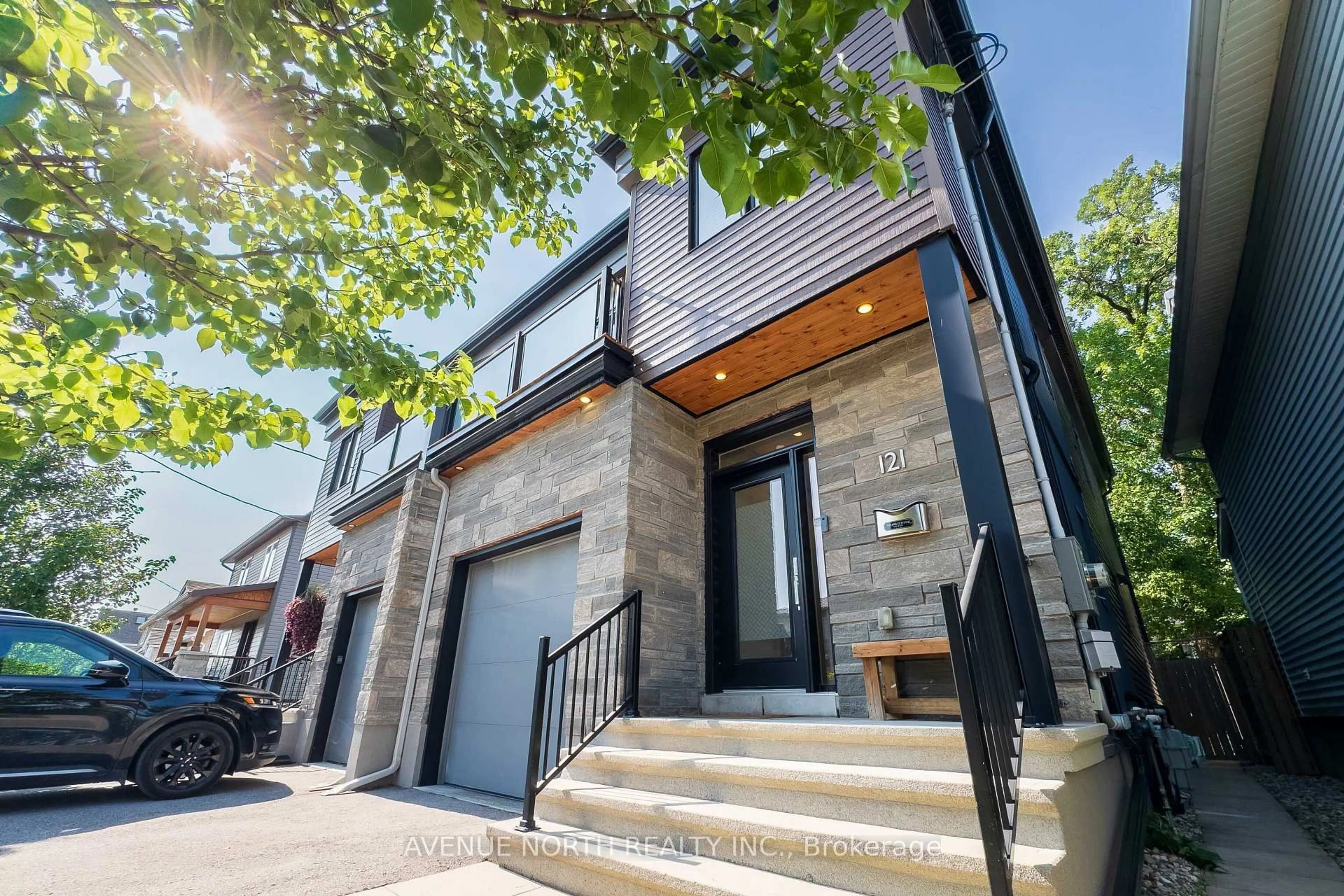 Home with brick exterior material, street for 121 King George St, Ottawa Ontario K1K 1V2